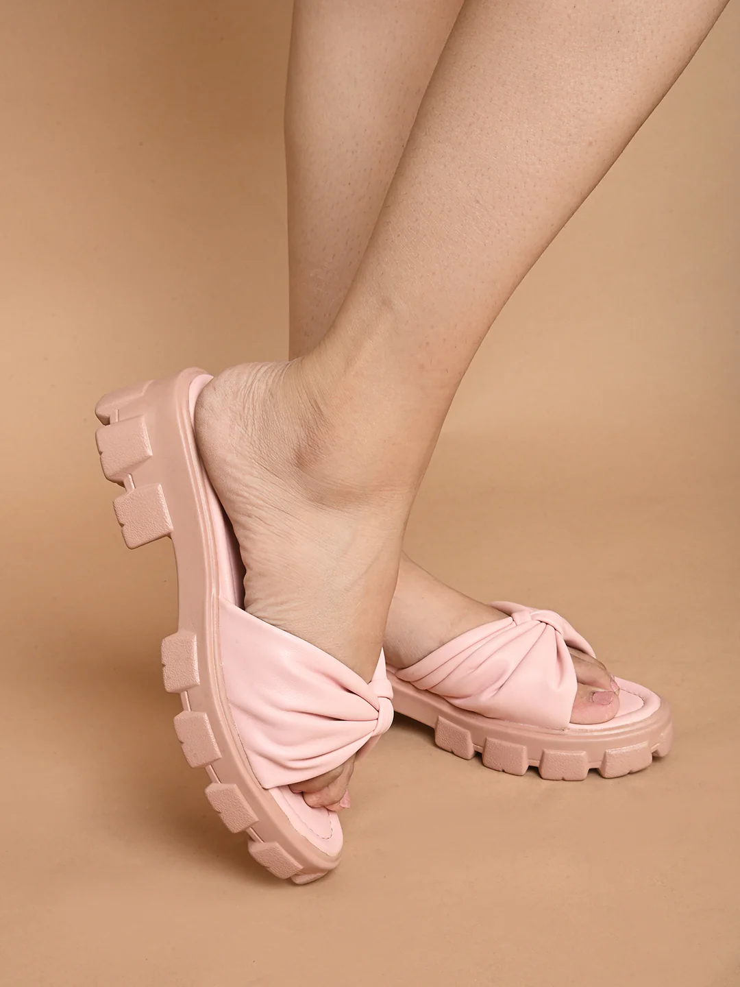 Knotted Strap Stylish Slippers - Image 14