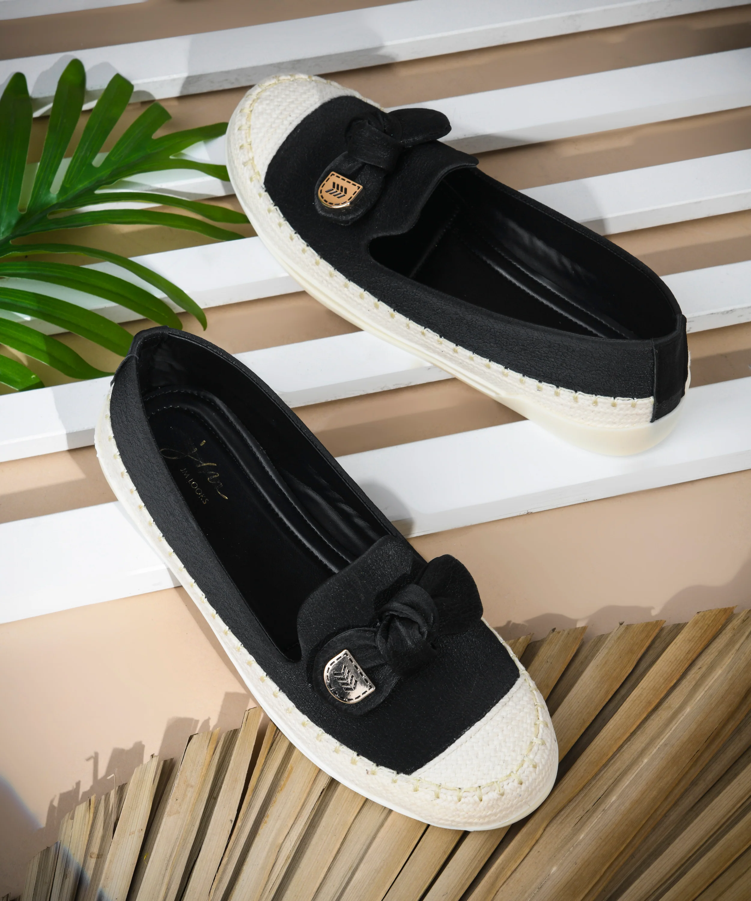 Lavender Casual Loafers with Bow Detail - Image 4