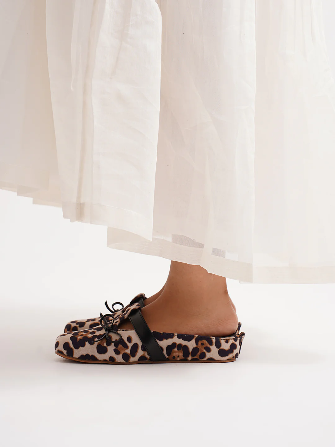 Leopard Print Slip-On Loafers with Bow Accent - Image 7