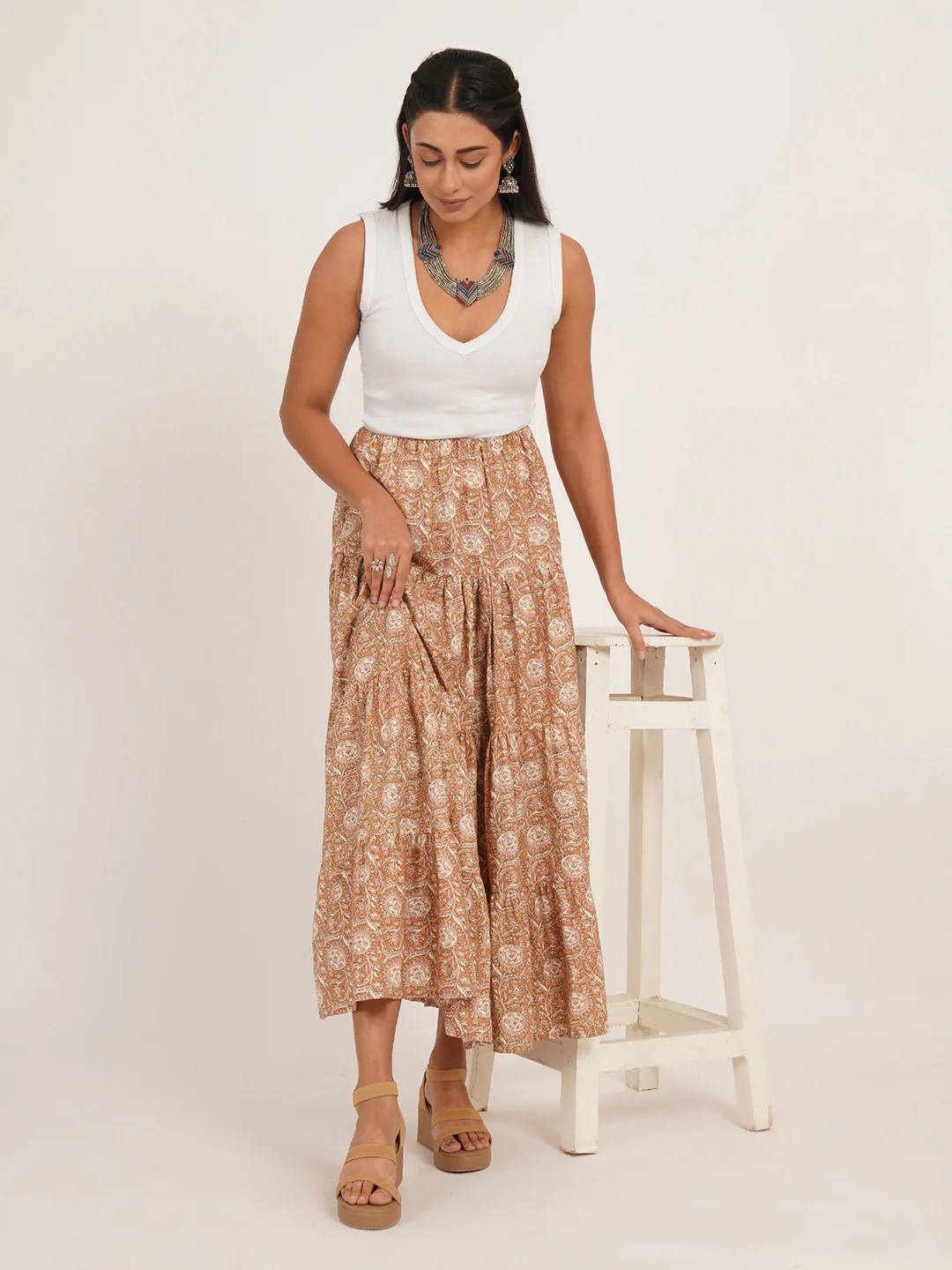Lightweight Platform Sandals with Stretchable Straps - Image 4