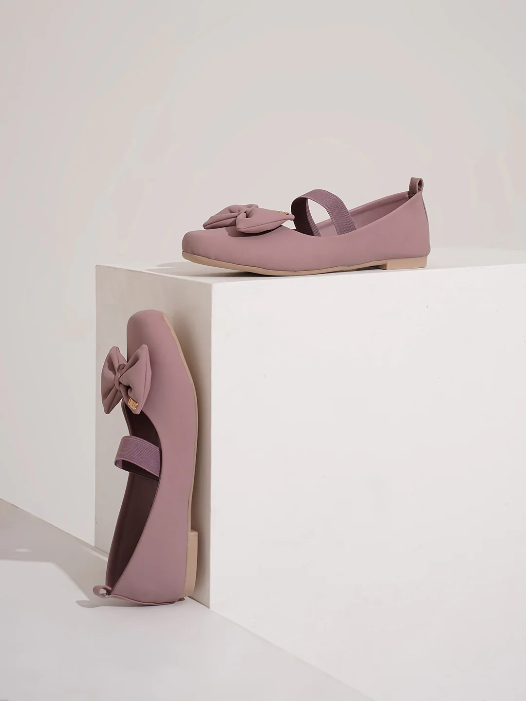 Mary Jane Flats with Bow and Elastic Strap - Image 17