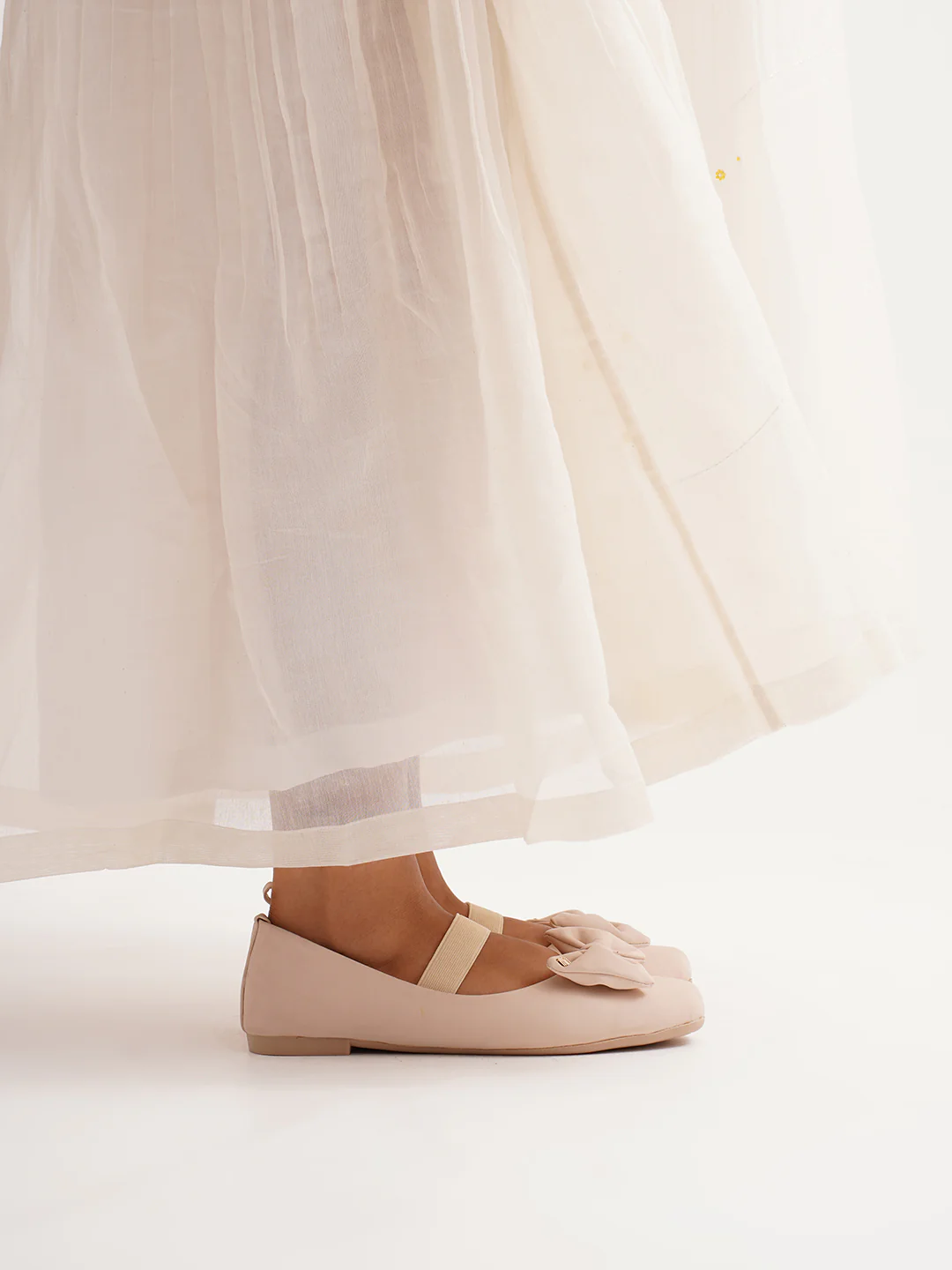Mary Jane Flats with Bow and Elastic Strap - Image 9