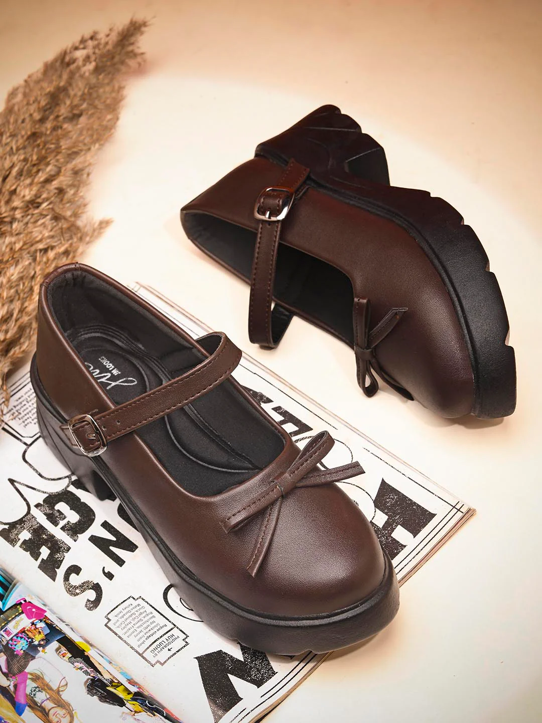 Mary Jane Shoes with Bow Detail - Image 9