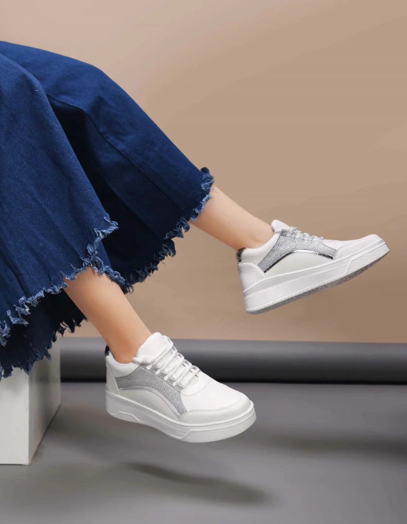 JM Looks Chunky Platform Sneaker with Glitter Accent and Lace-Up Style - Image 16