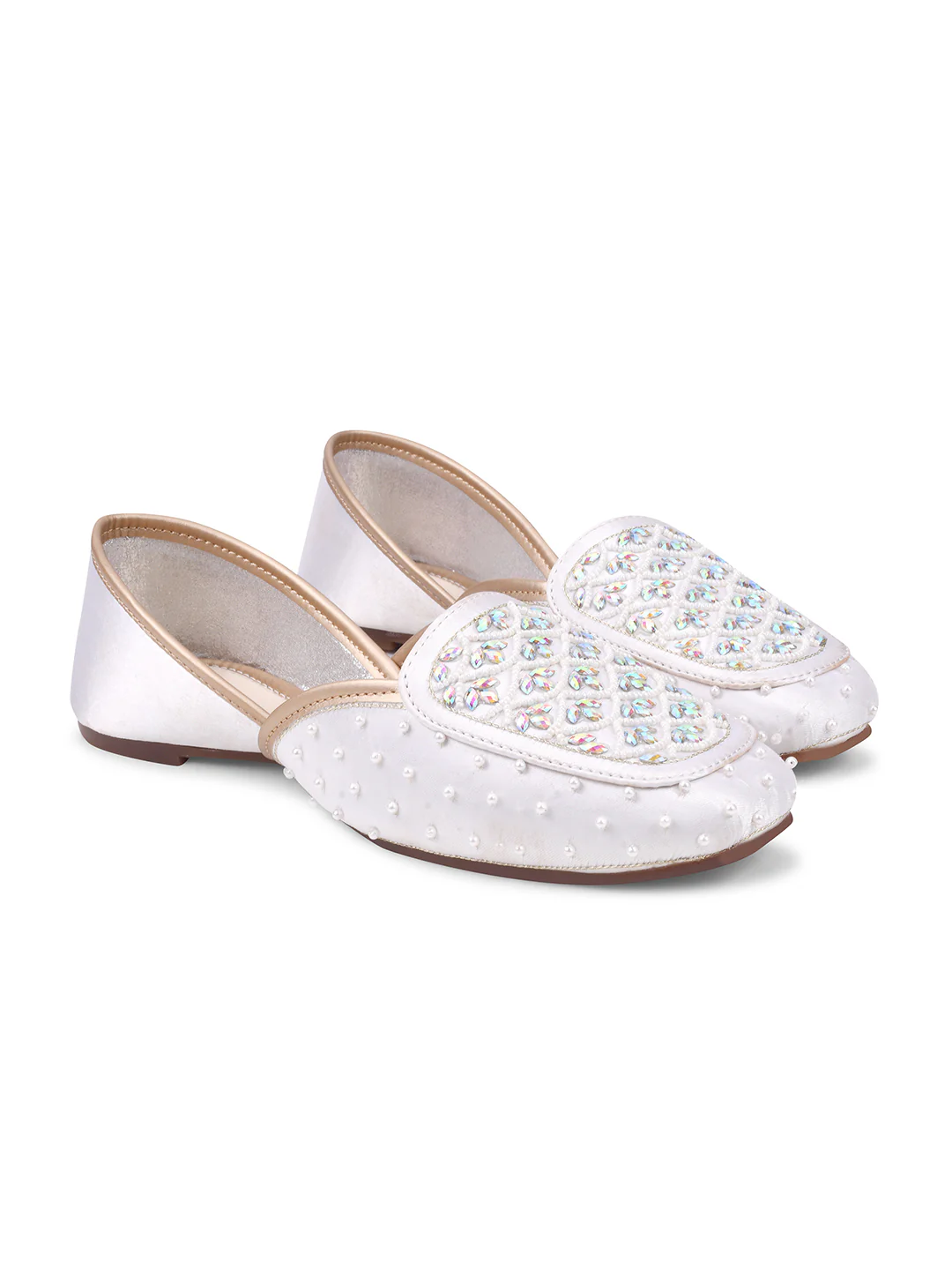 Mirror and Pearl Embellished Ethnic Juttis - Image 17