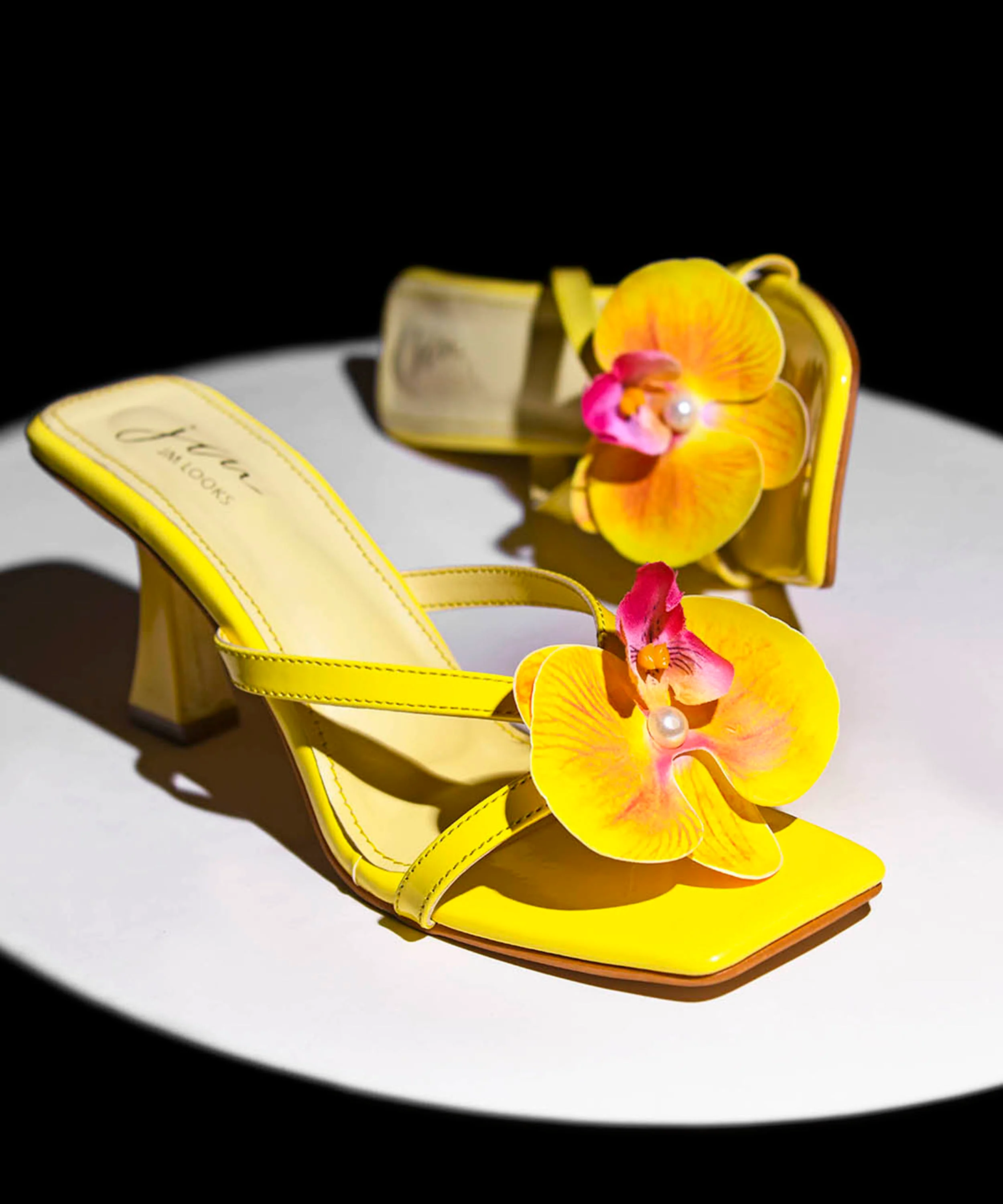 Open Toe Flower Embellished Soft Insole high-heeled sandals - Image 5