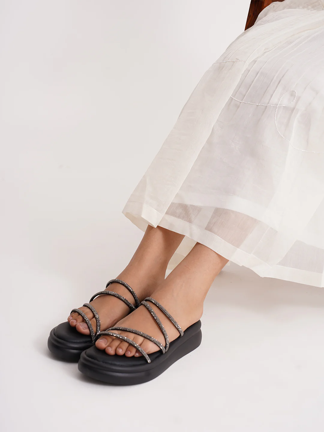 Padded Sole Strappy Slip-On Sandals for Women - Image 2