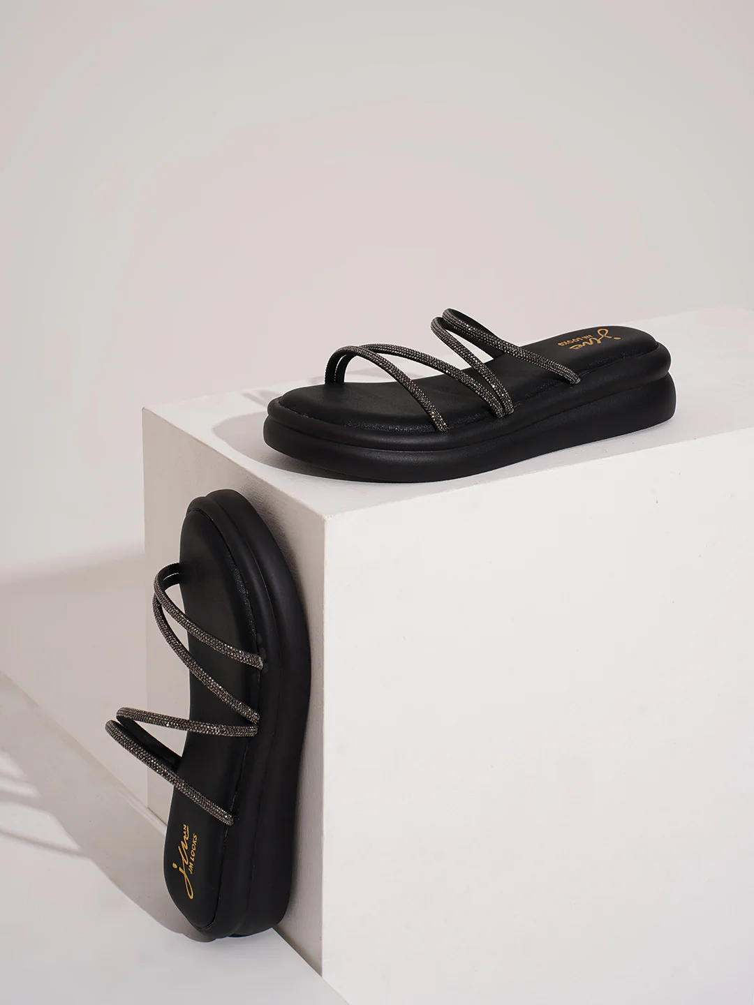 Padded Sole Strappy Slip-On Sandals for Women - Image 4