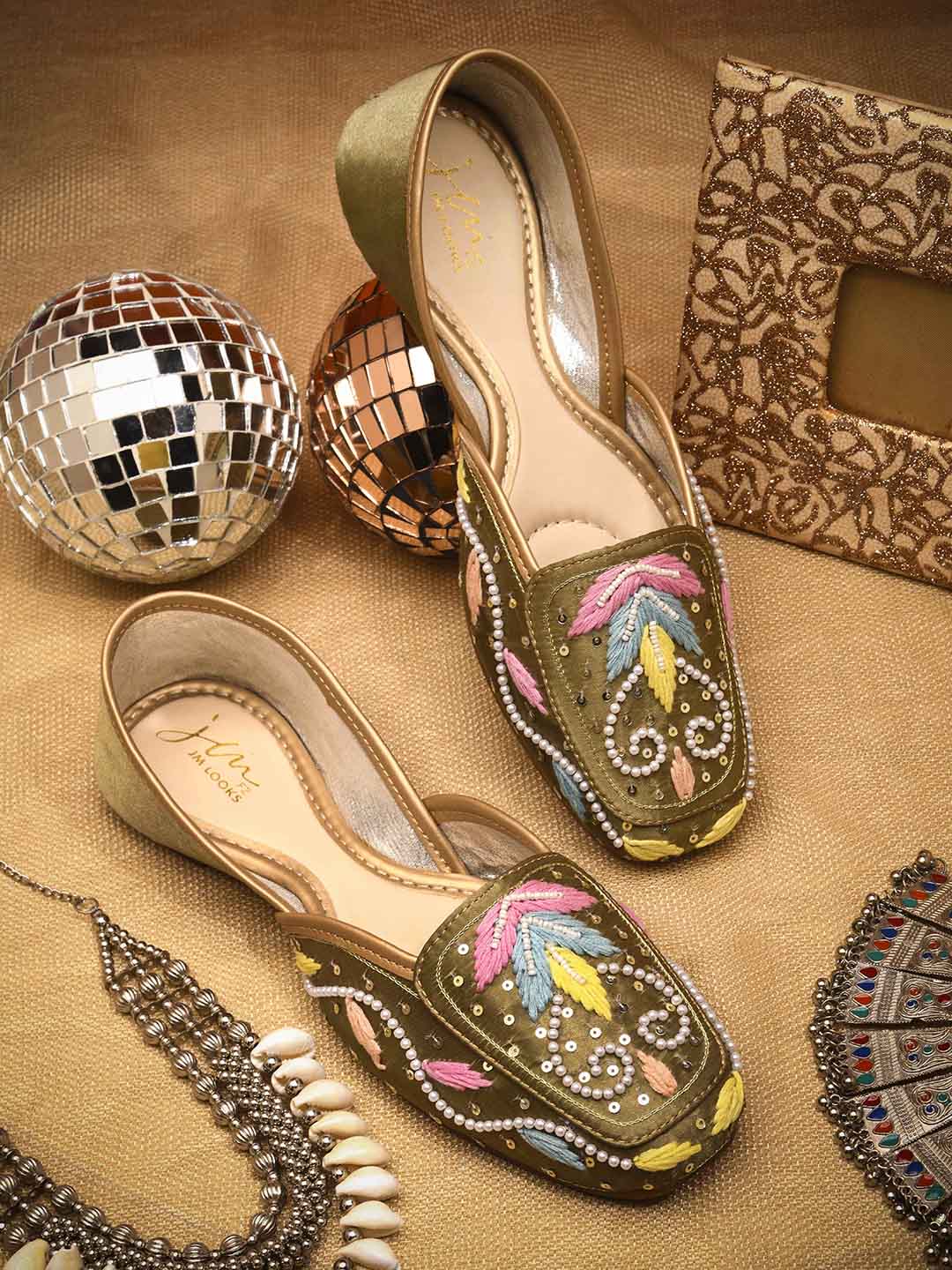 Pastel Embroidered Pearl Work Juttis - Image 2