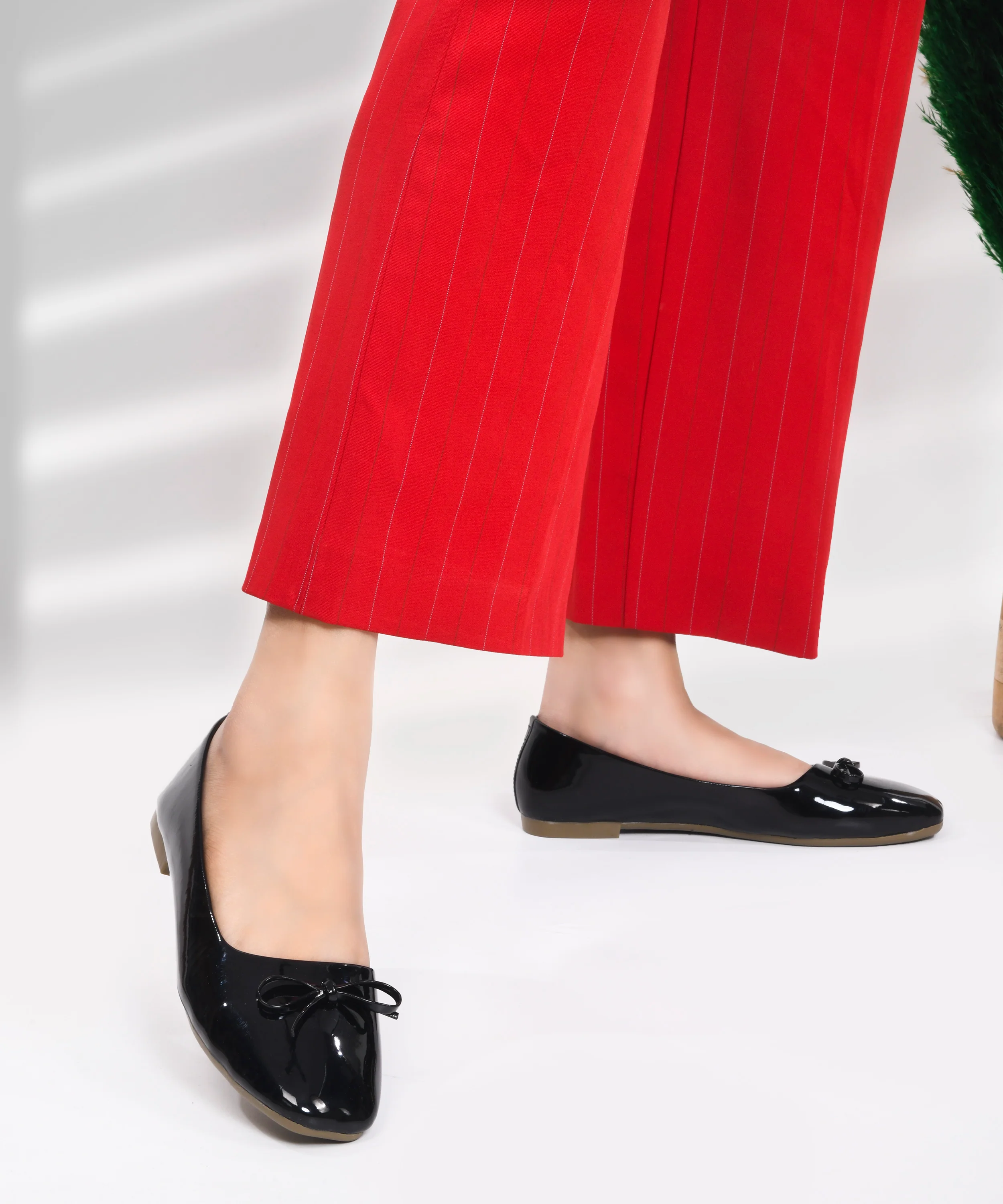Patent Block Heel Pumps with Bow - Image 3