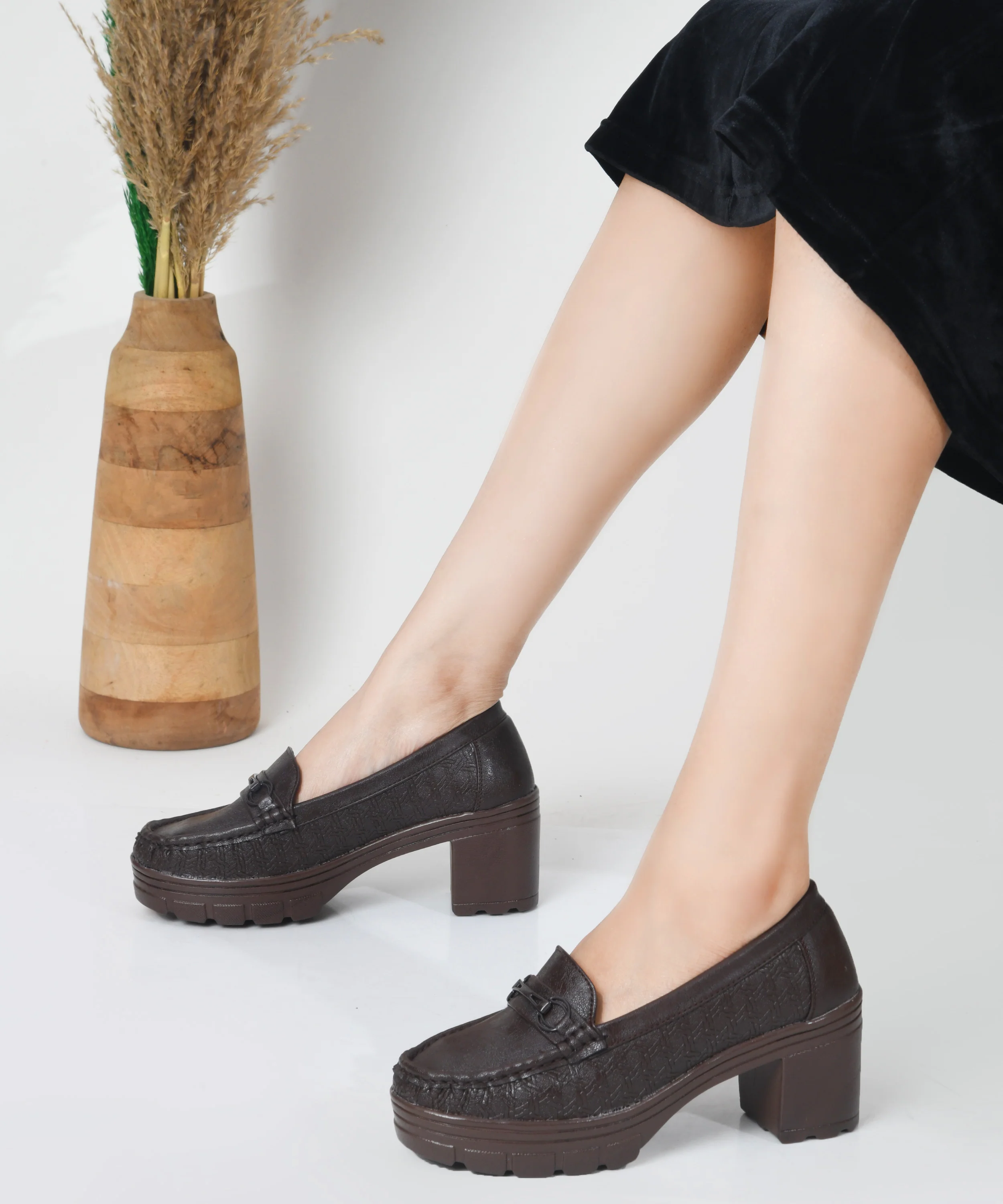 Platform Heel Loafers with Moc-Toe Design - Image 16
