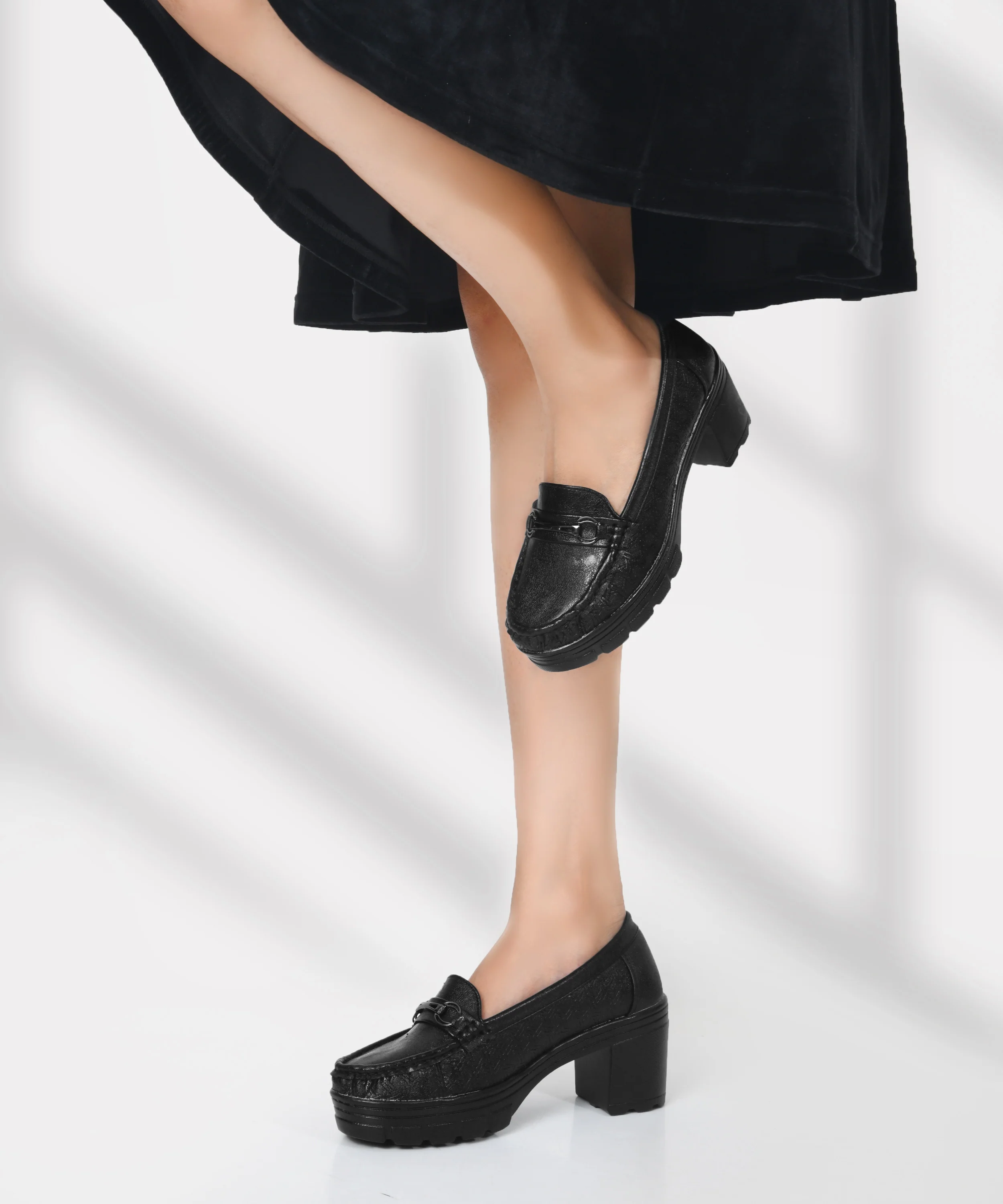 Platform Heel Loafers with Moc-Toe Design - Image 4