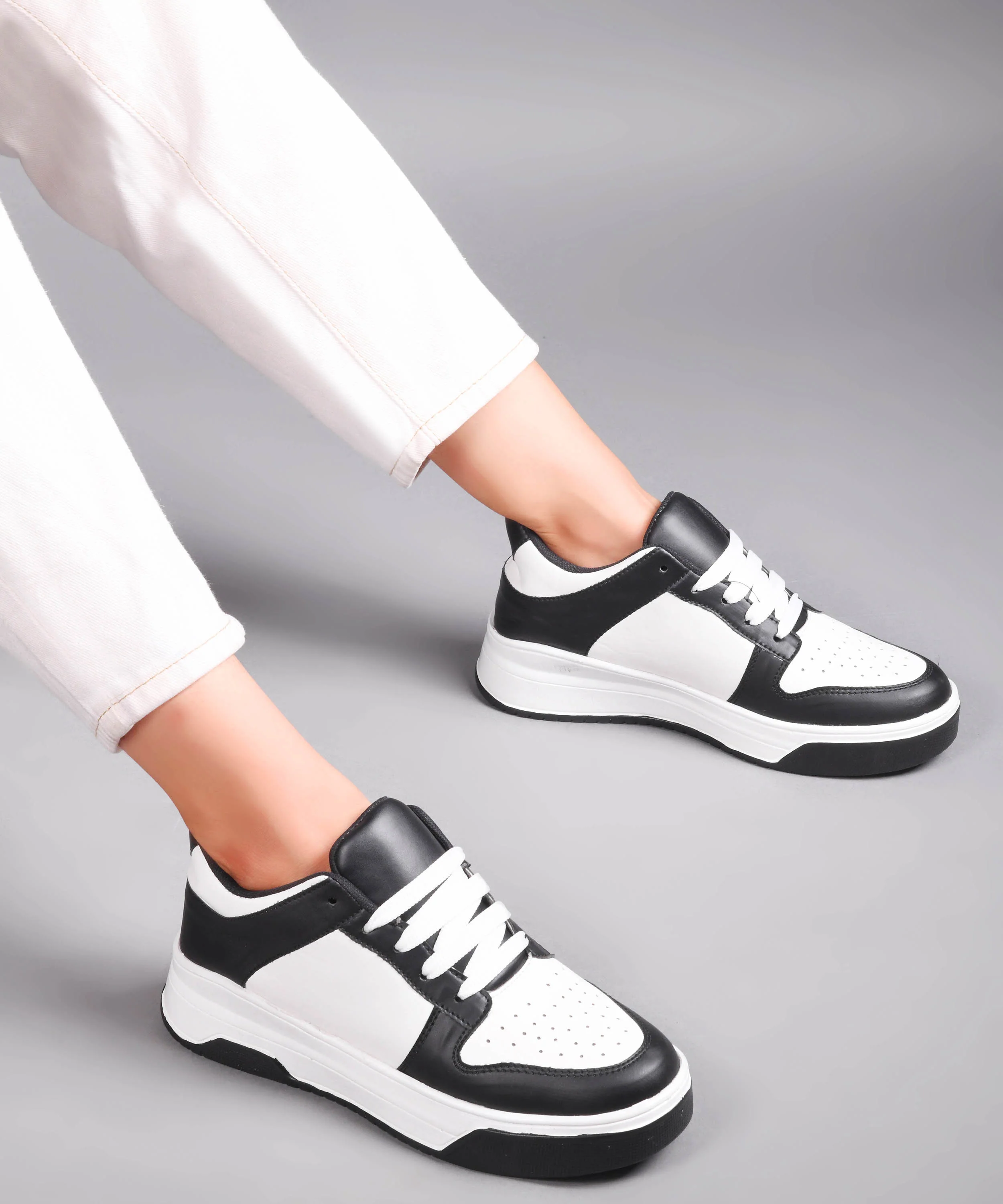 Platform Lace-Up Casual Sneakers - Image 2