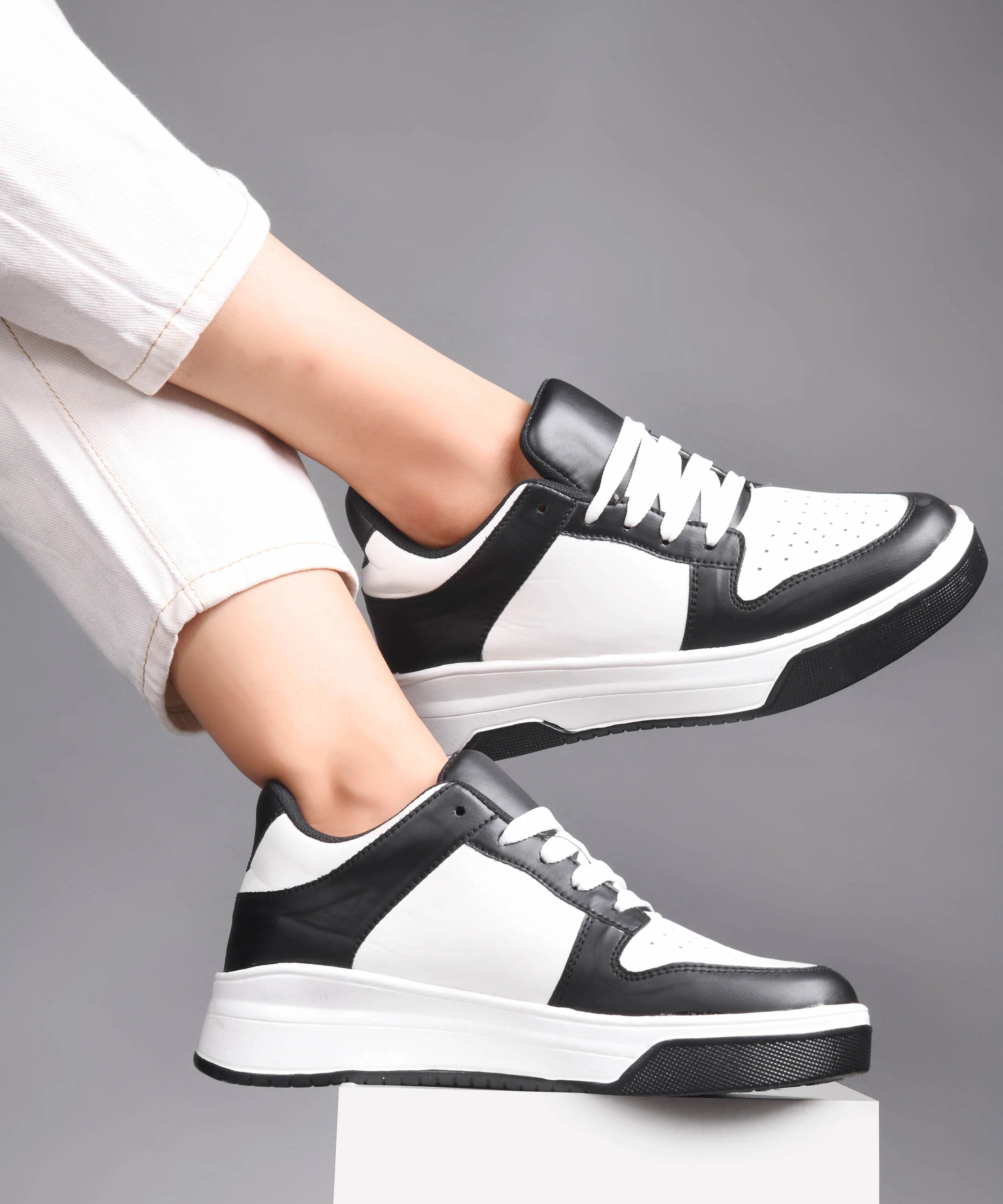 Platform Lace-Up Casual Sneakers - Image 6