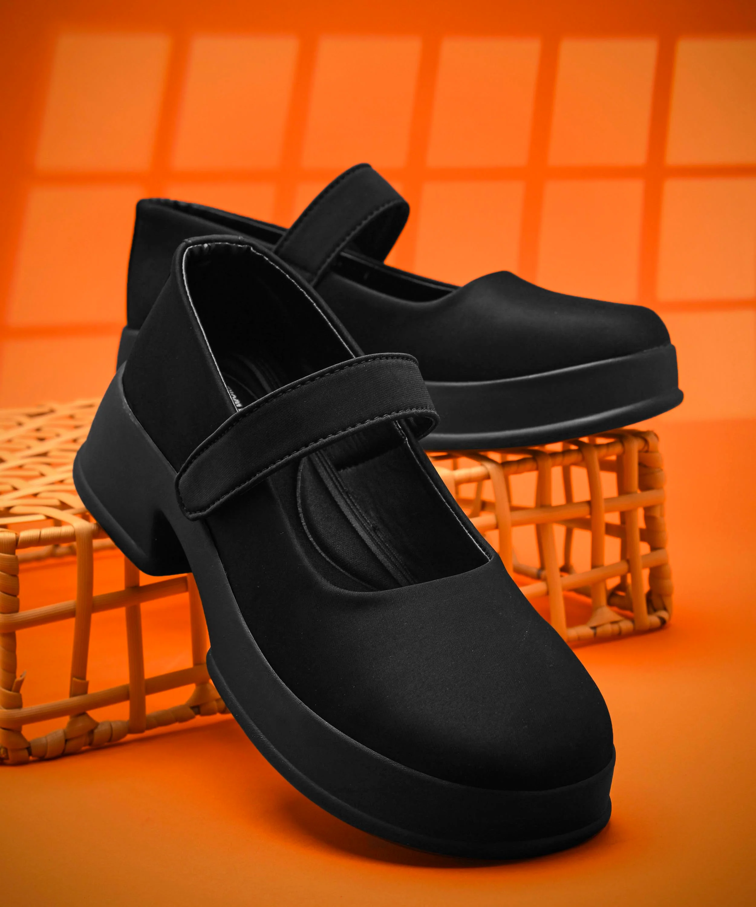 Platform Mary Jane Shoes - Image 10