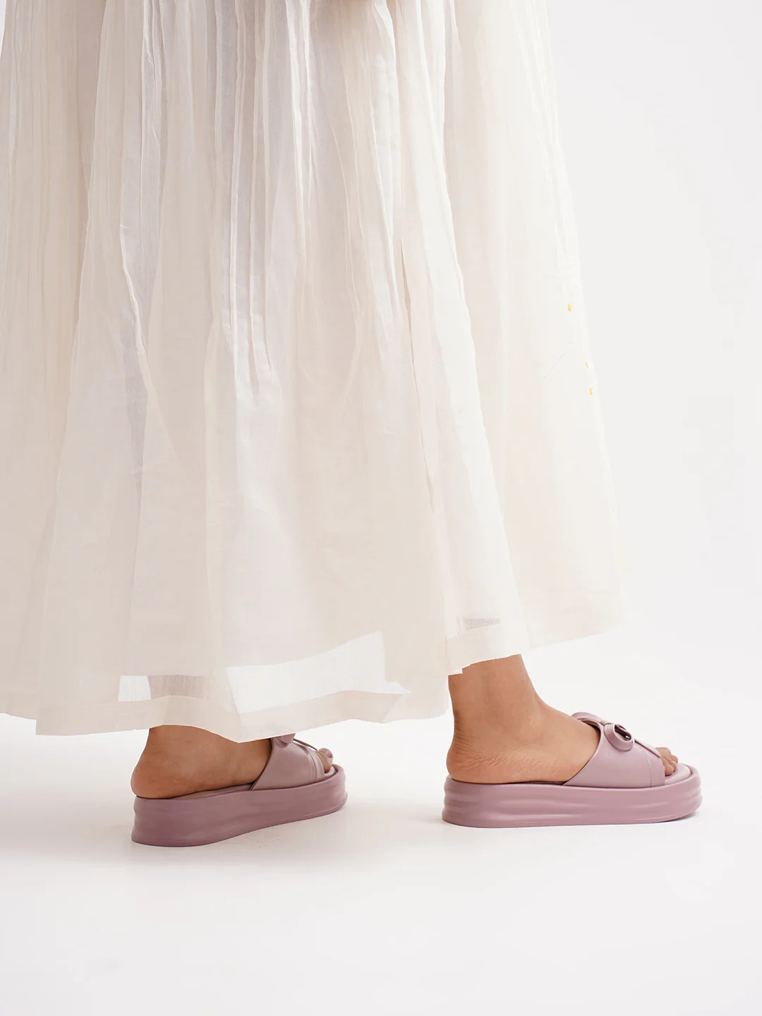 Platform Slides with Bow Accent and Cushioned Sole - Image 12