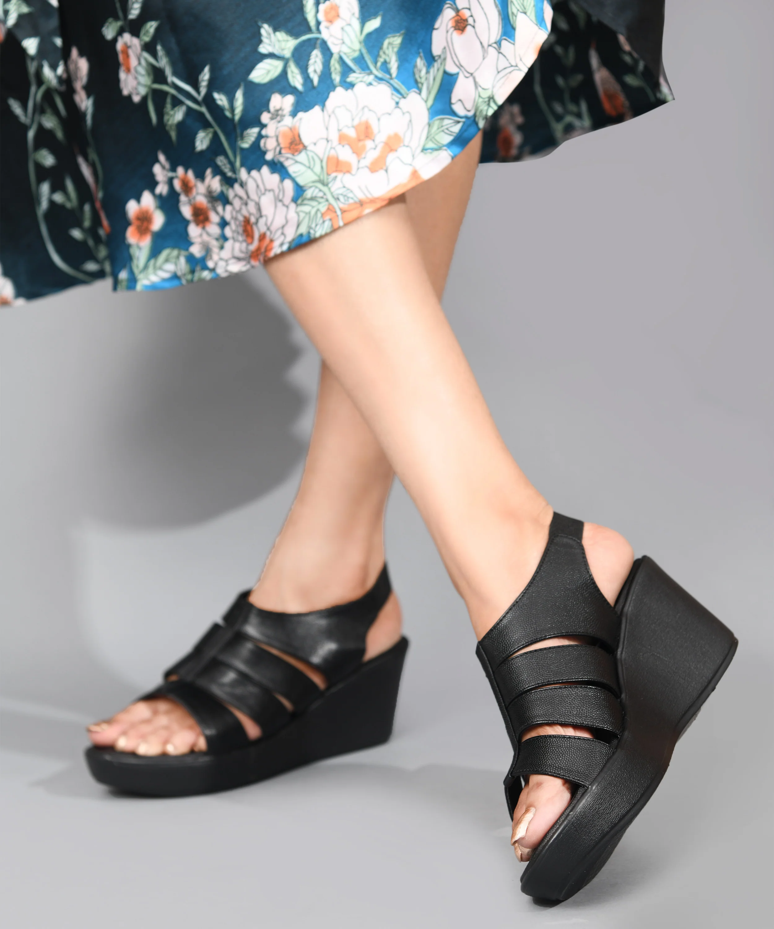 Platform Wedge Sandals with Flexible Fit - Image 4