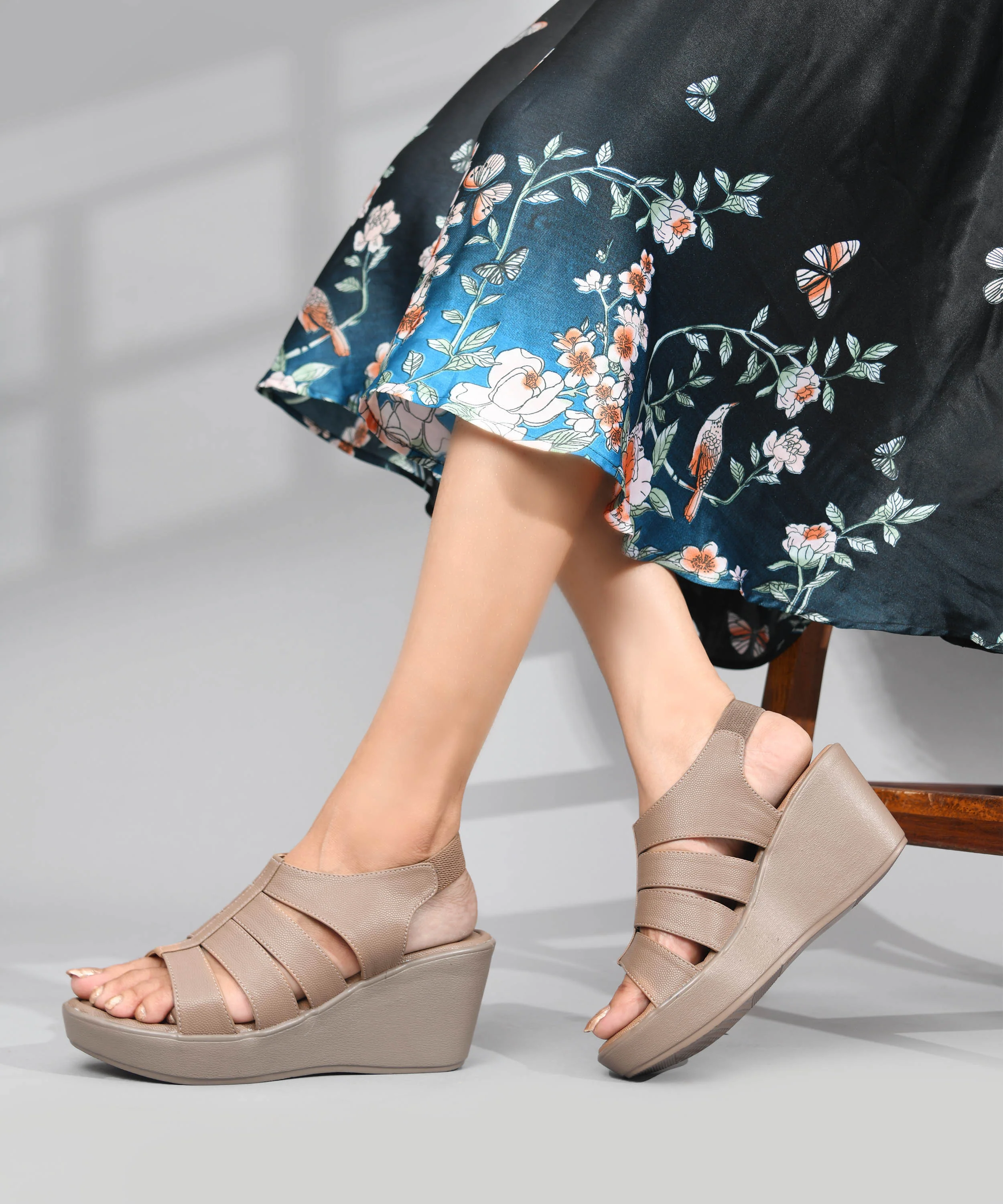Platform Wedge Sandals with Flexible Fit - Image 9