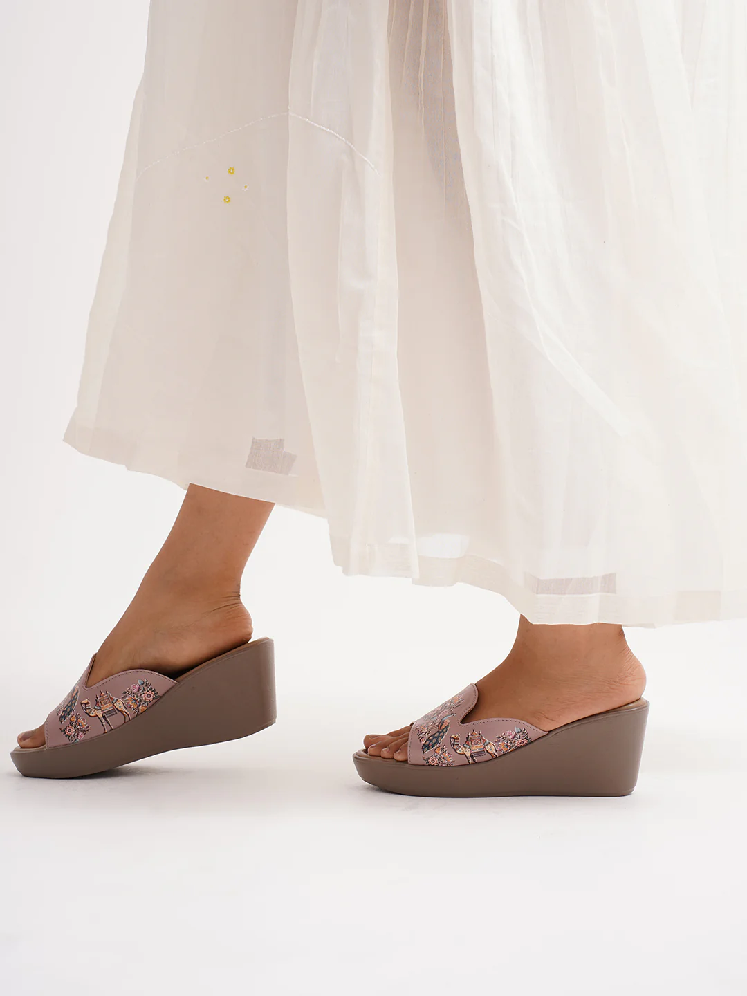 Platform Wedge Sandals with Floral Embossed Strap - Image 4