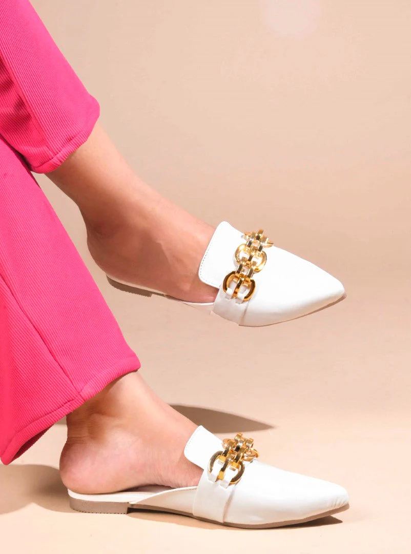 JM Looks Women's Bold Chain Pointed Mules - Image 14