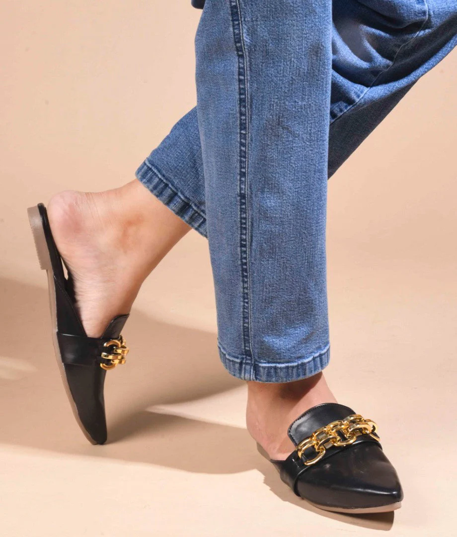 JM Looks Women's Bold Chain Pointed Mules - Image 4