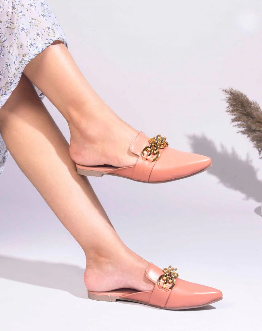 JM Looks Women's Bold Chain Pointed Mules - Image 9