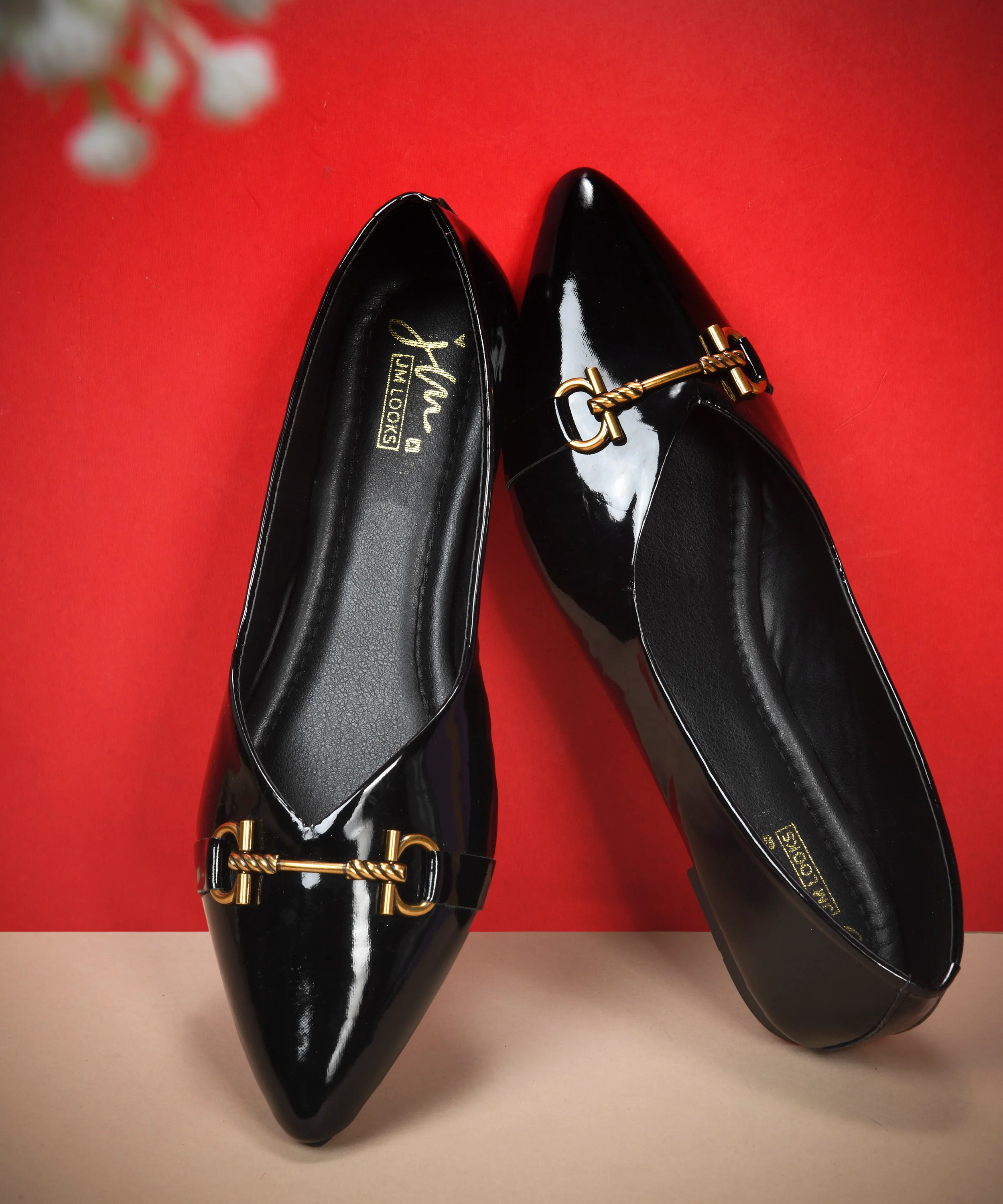 Pointed-Toe Loafers with Glossy Finish & Metal Chain Detail