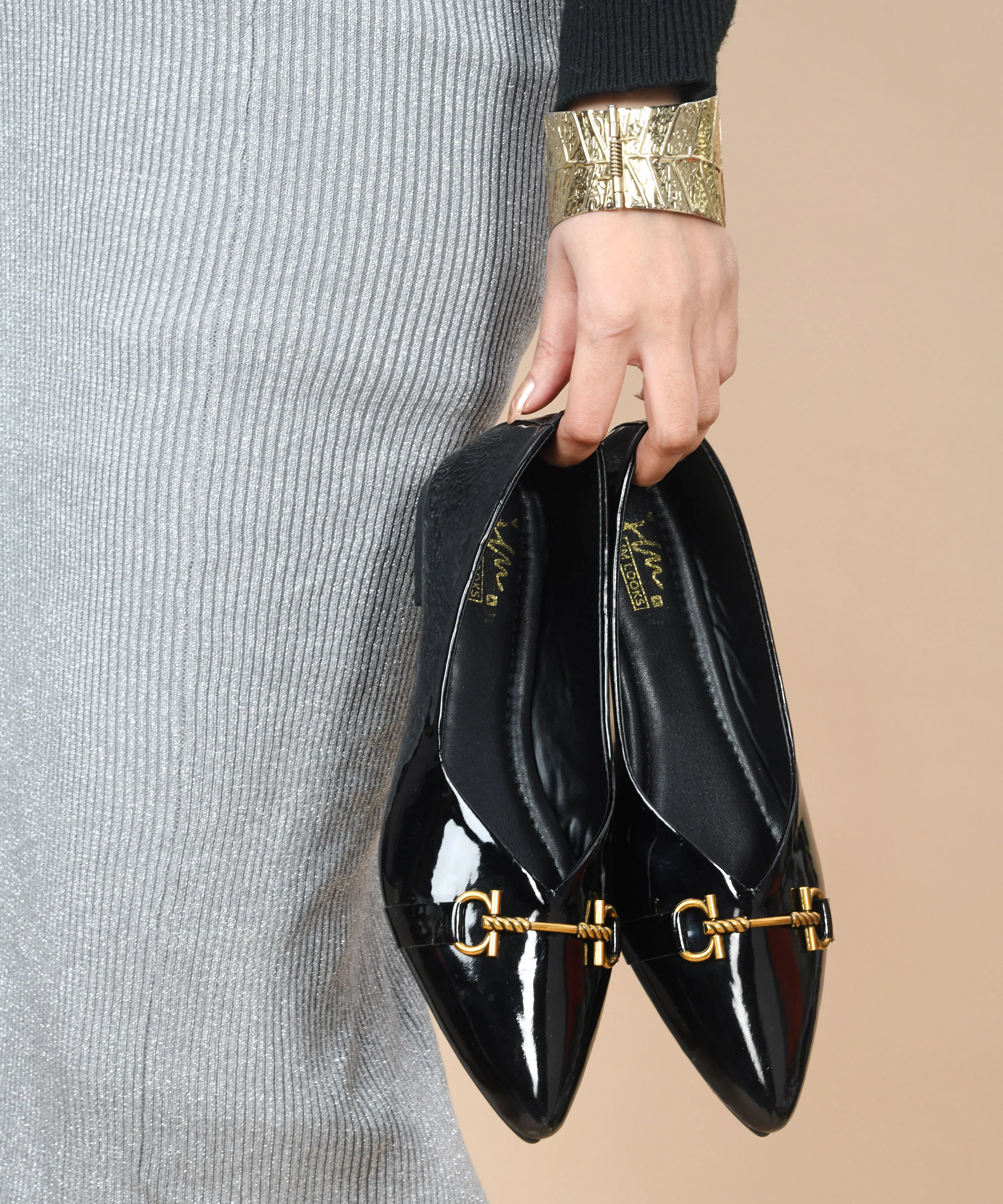 Pointed-Toe Loafers with Glossy Finish & Metal Chain Detail - Image 3