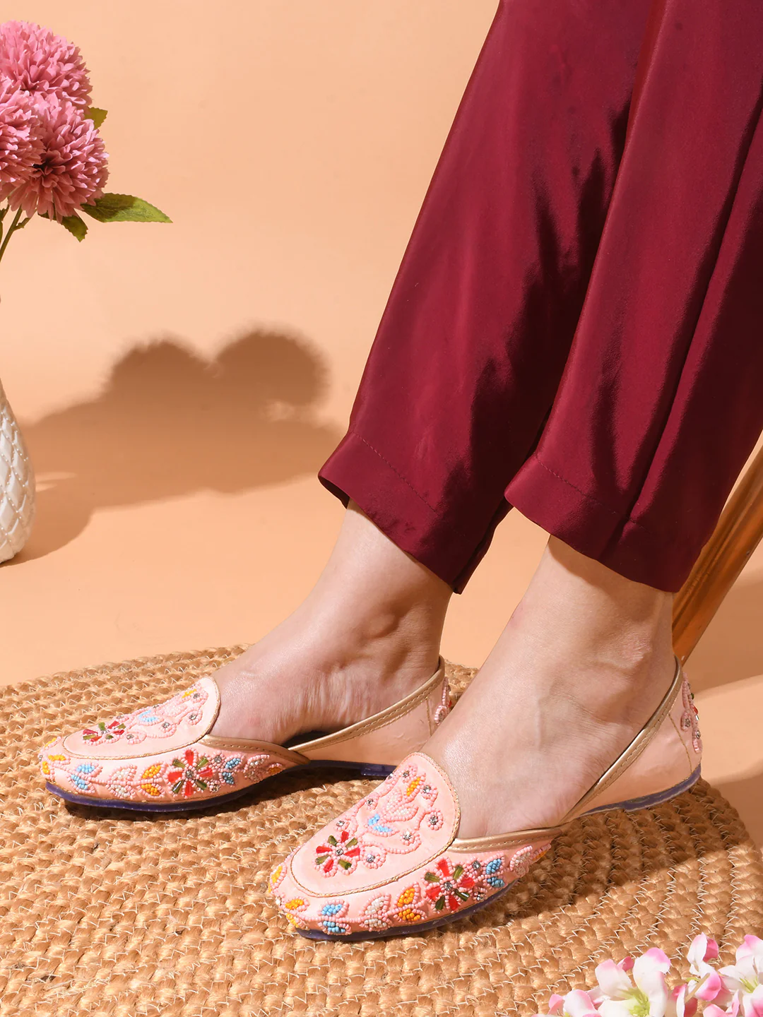 Pretty Embroidered Jutti - Image 10