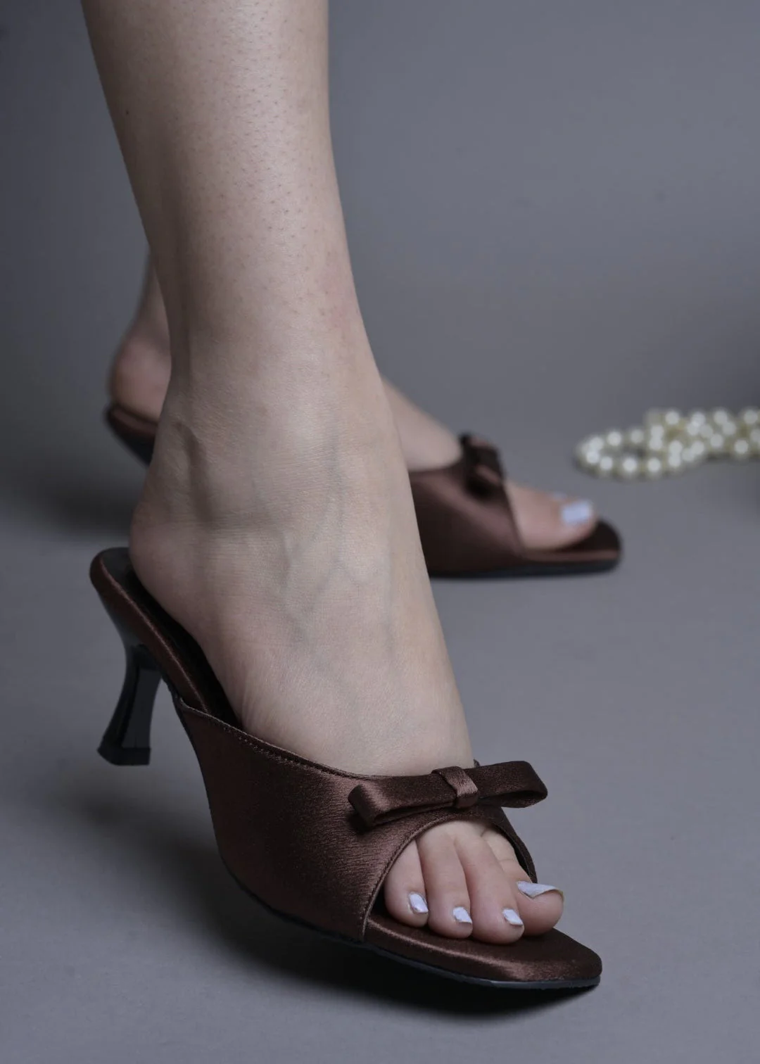 JM Looks Bow Detail Heeled Mules - Image 2