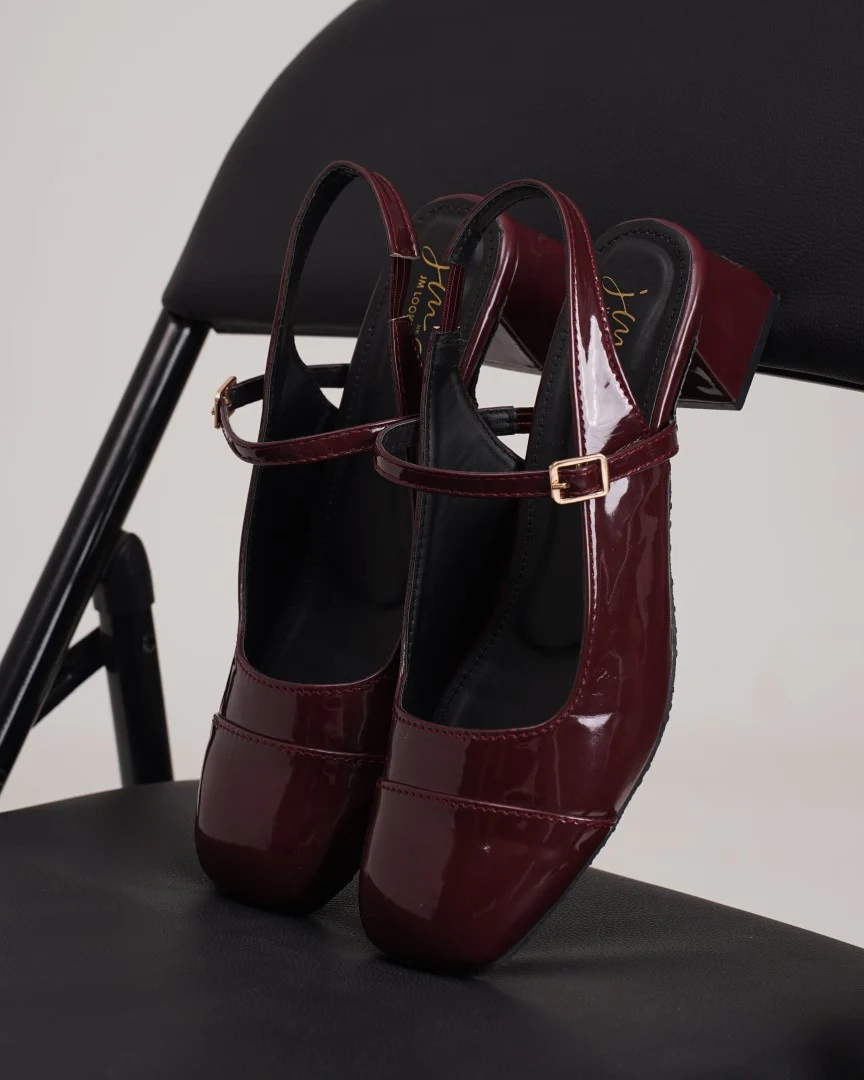 Slingback Glossy Block Heels With Buckle - Image 4