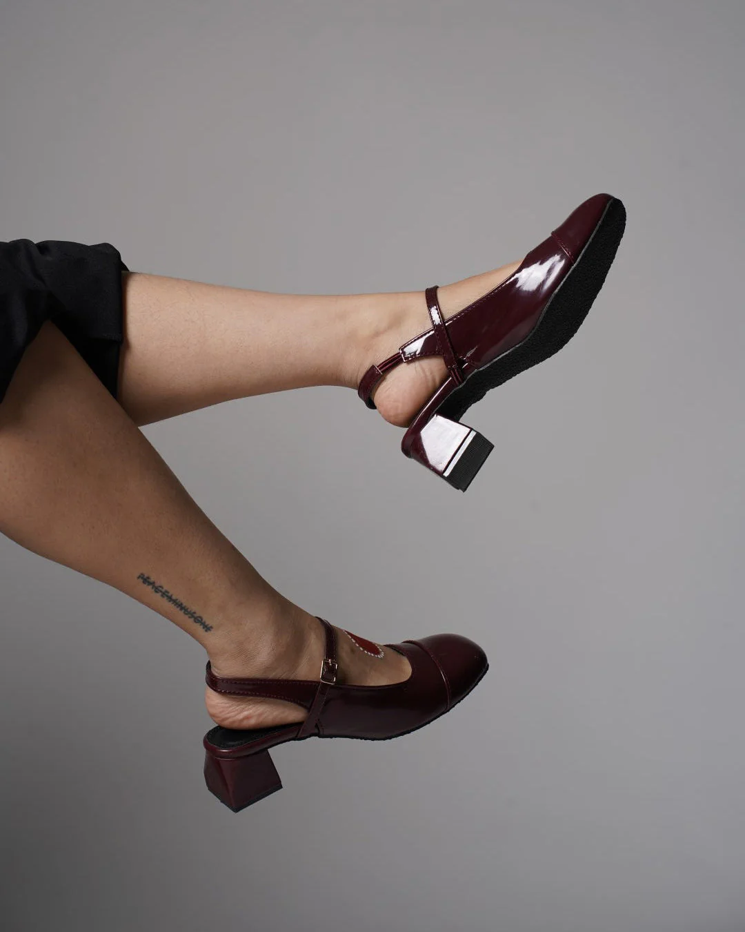 Slingback Glossy Block Heels With Buckle - Image 4