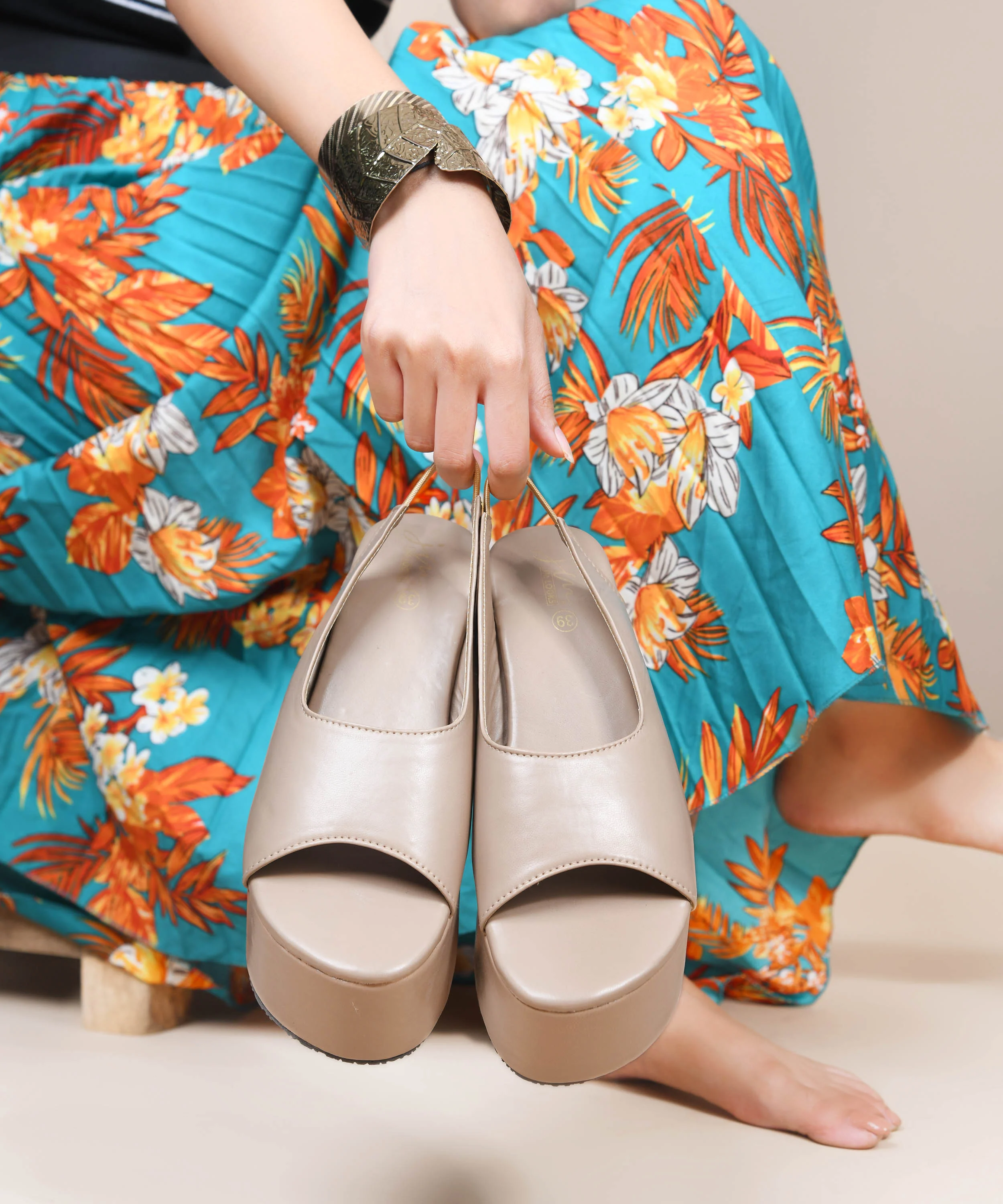 Slingback Peep-Toe Platform Sandals - Image 5