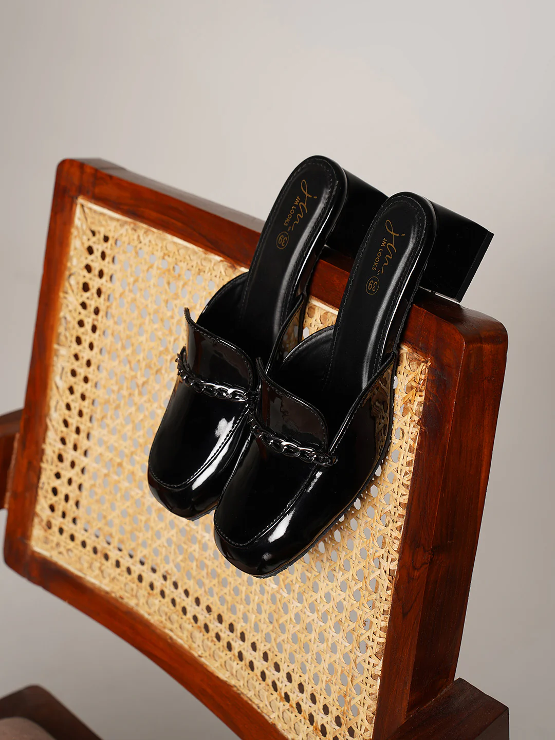 Slip-On Loafers with Chunky Heel and Chain Accent - Image 4