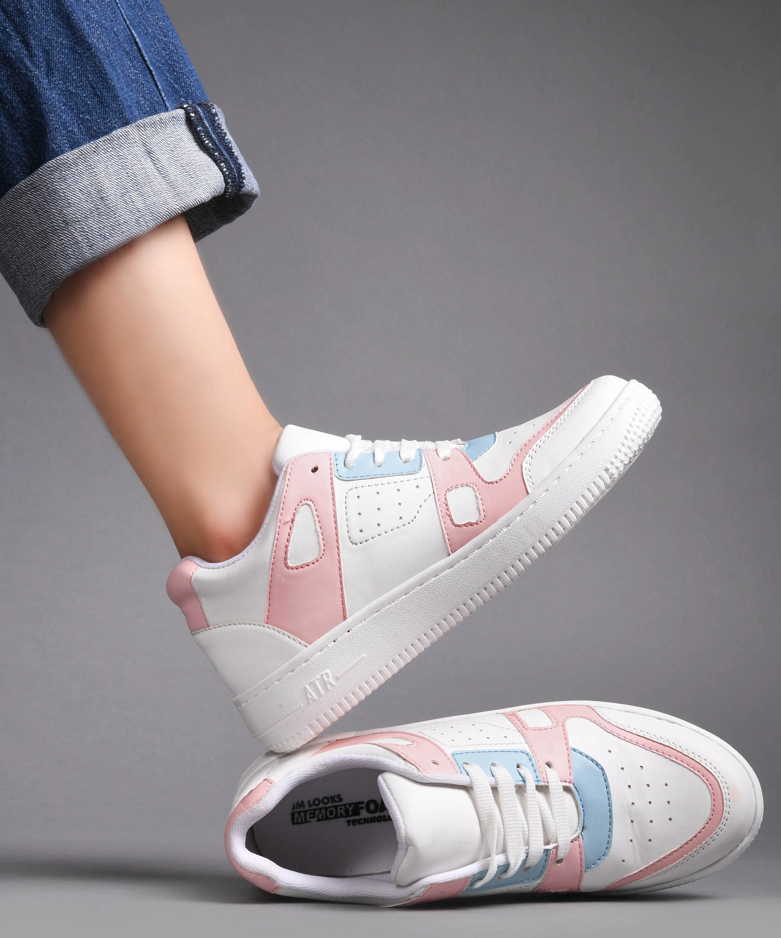 Sneakers with Dual-Tone Pastel Panels & Cushioned Sole - Image 10