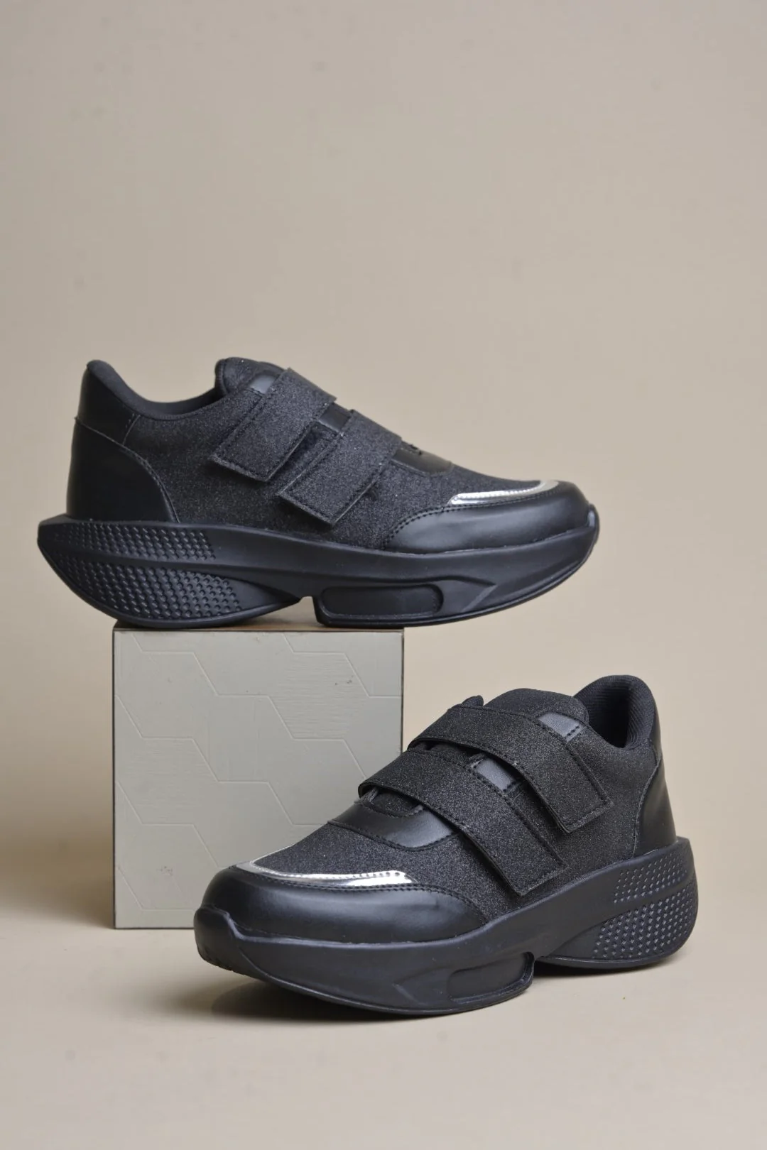 Jm Looks Glitter Strap Velcro Sneakers - Image 2