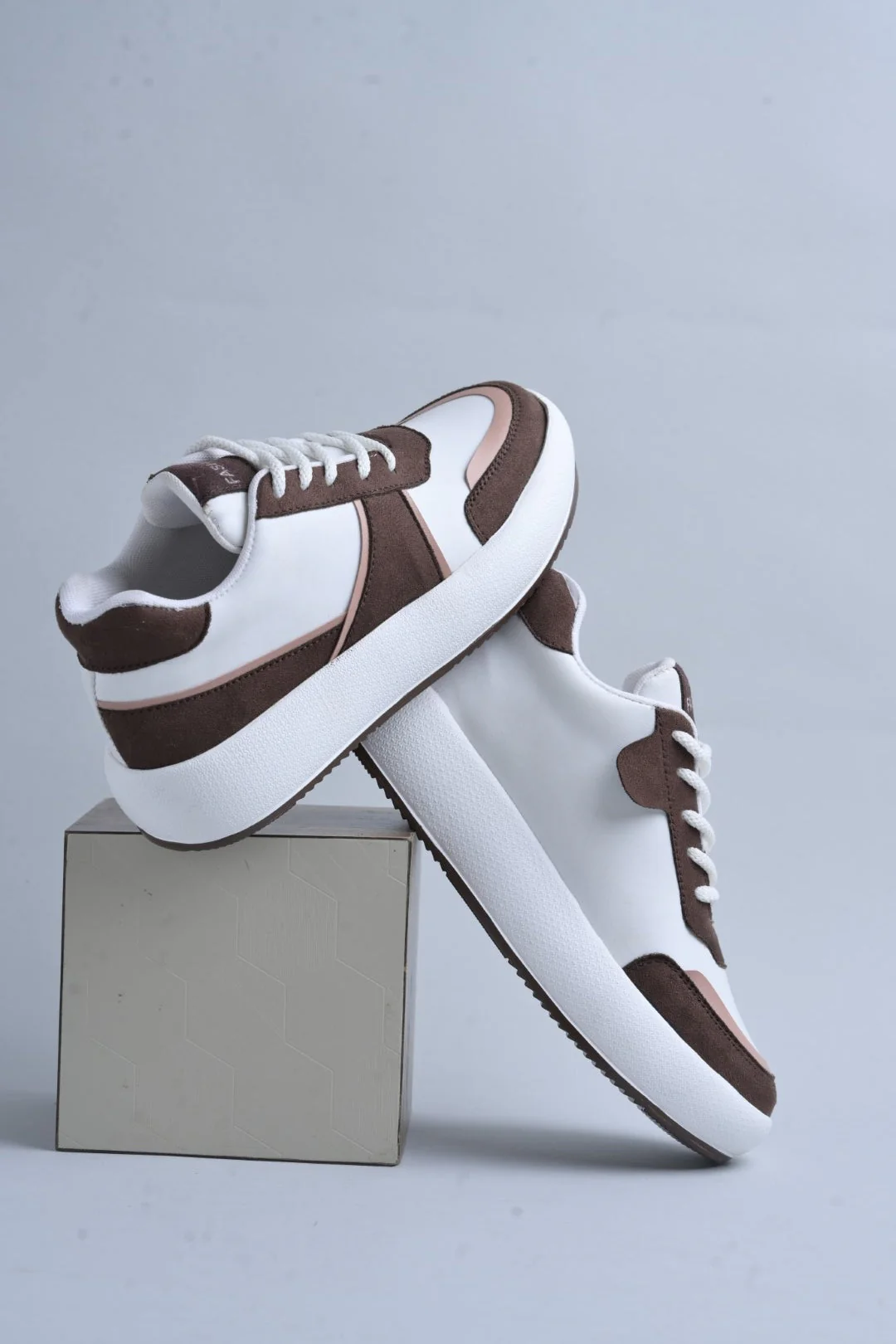 Jm Looks Modern Platform Sneakers for Women & Girls - Image 4