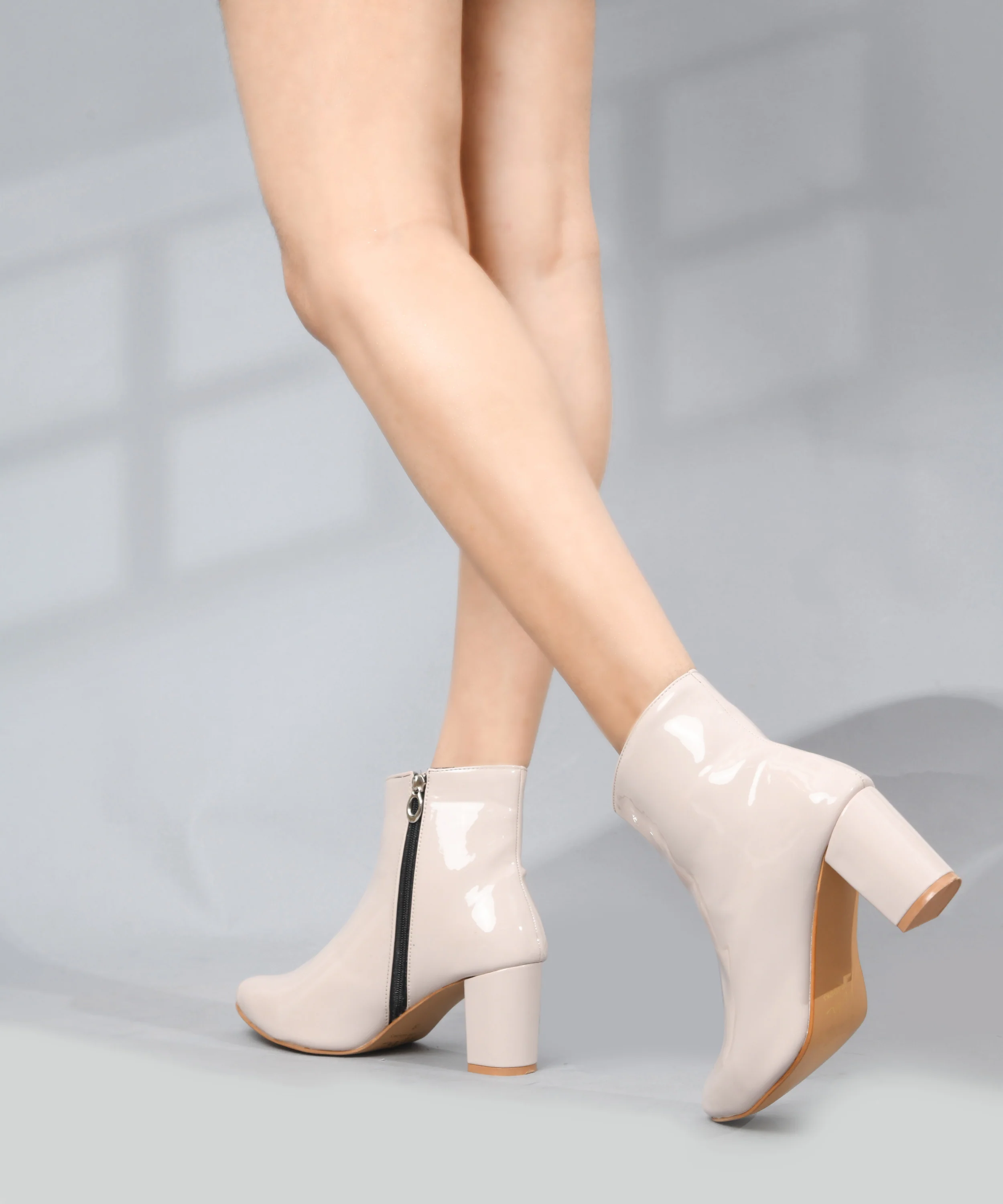 Stylish Zip-Up Ankle Boots - Image 3