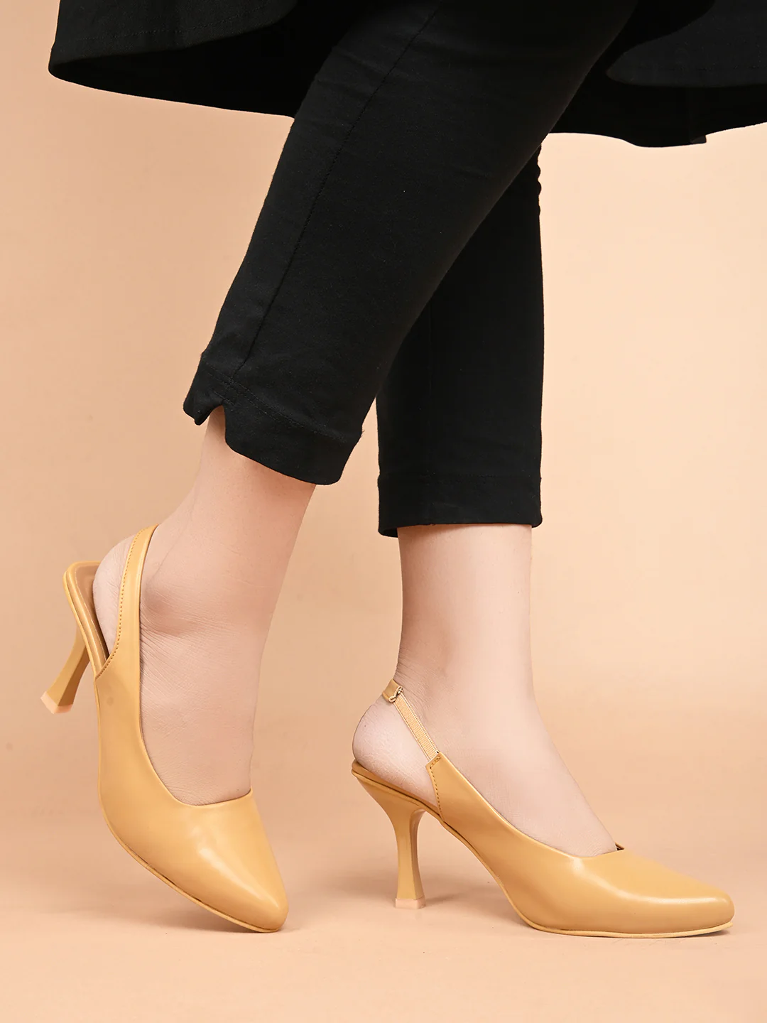 Stylished-Toe Stilettos with Buckle Closure - Image 3