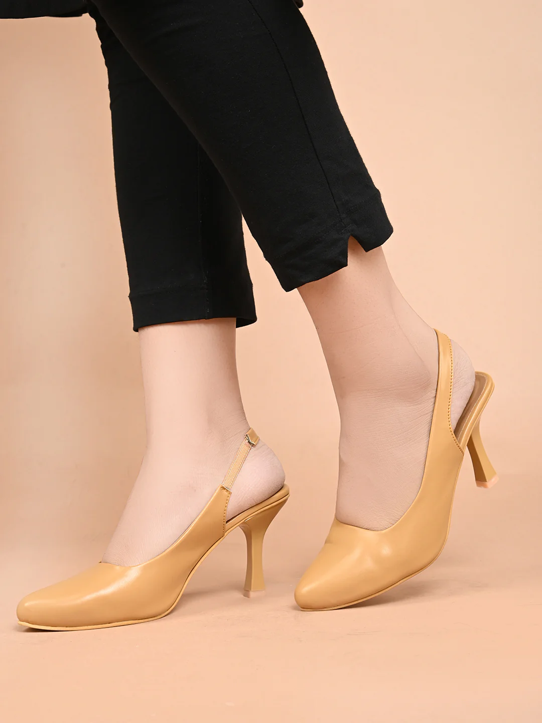 Stylished-Toe Stilettos with Buckle Closure - Image 5