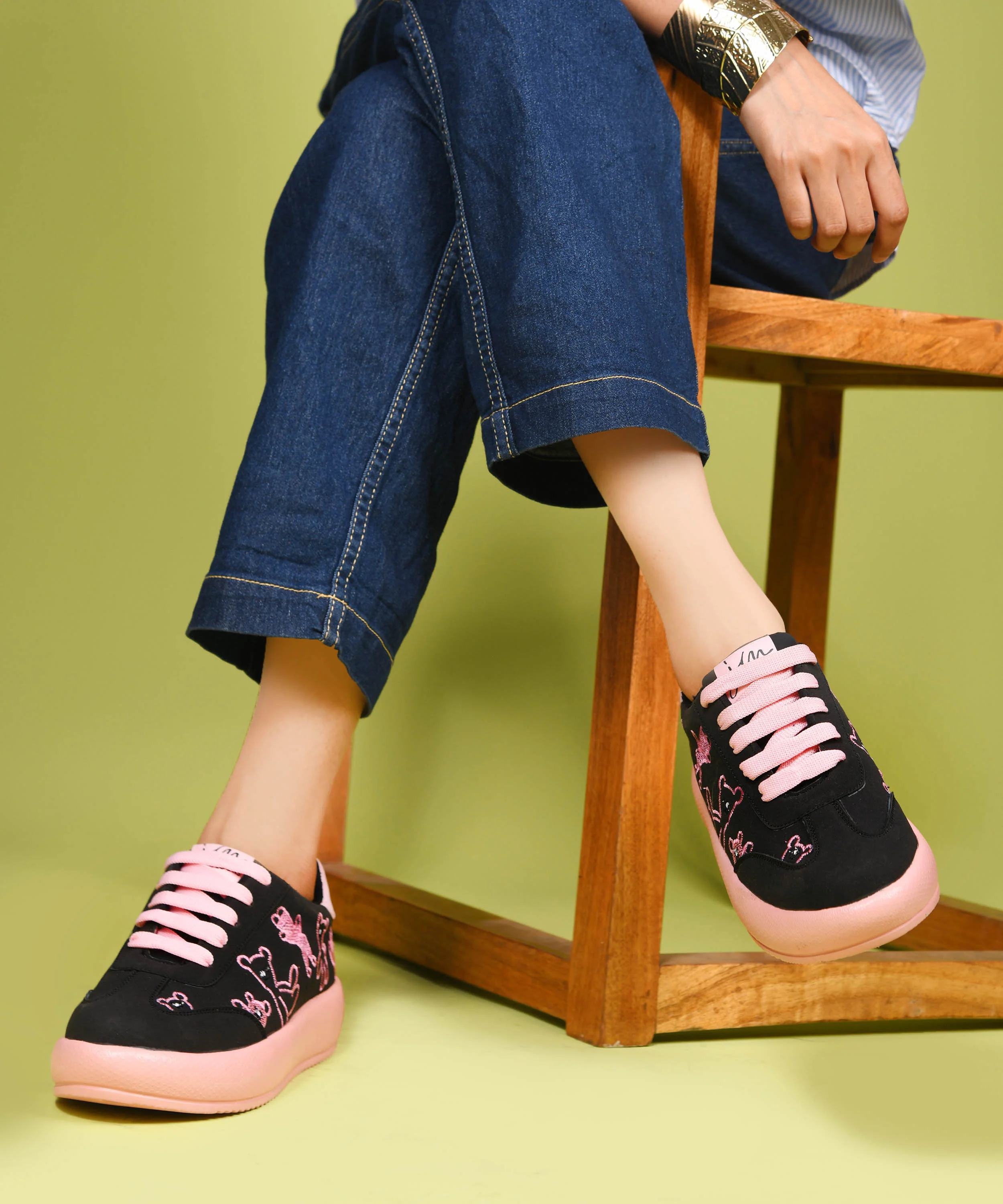 Suede Cute Teddy Sneakers - Image 8