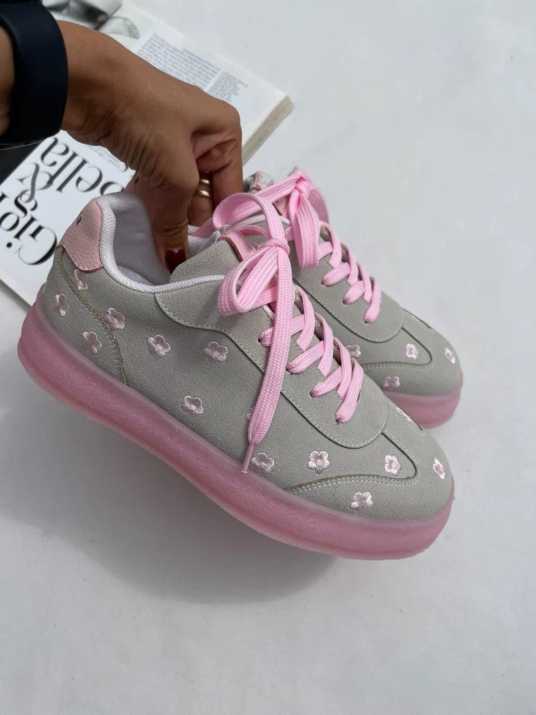 Suede Flower Printed Low-Top Sneakers - Image 12