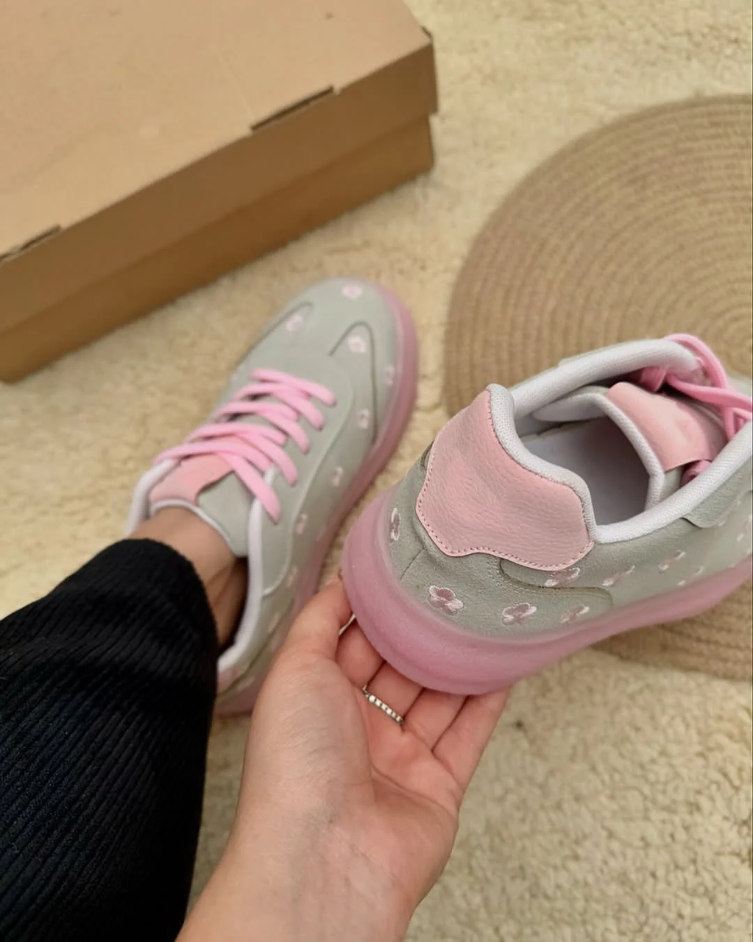Suede Flower Printed Low-Top Sneakers - Image 14