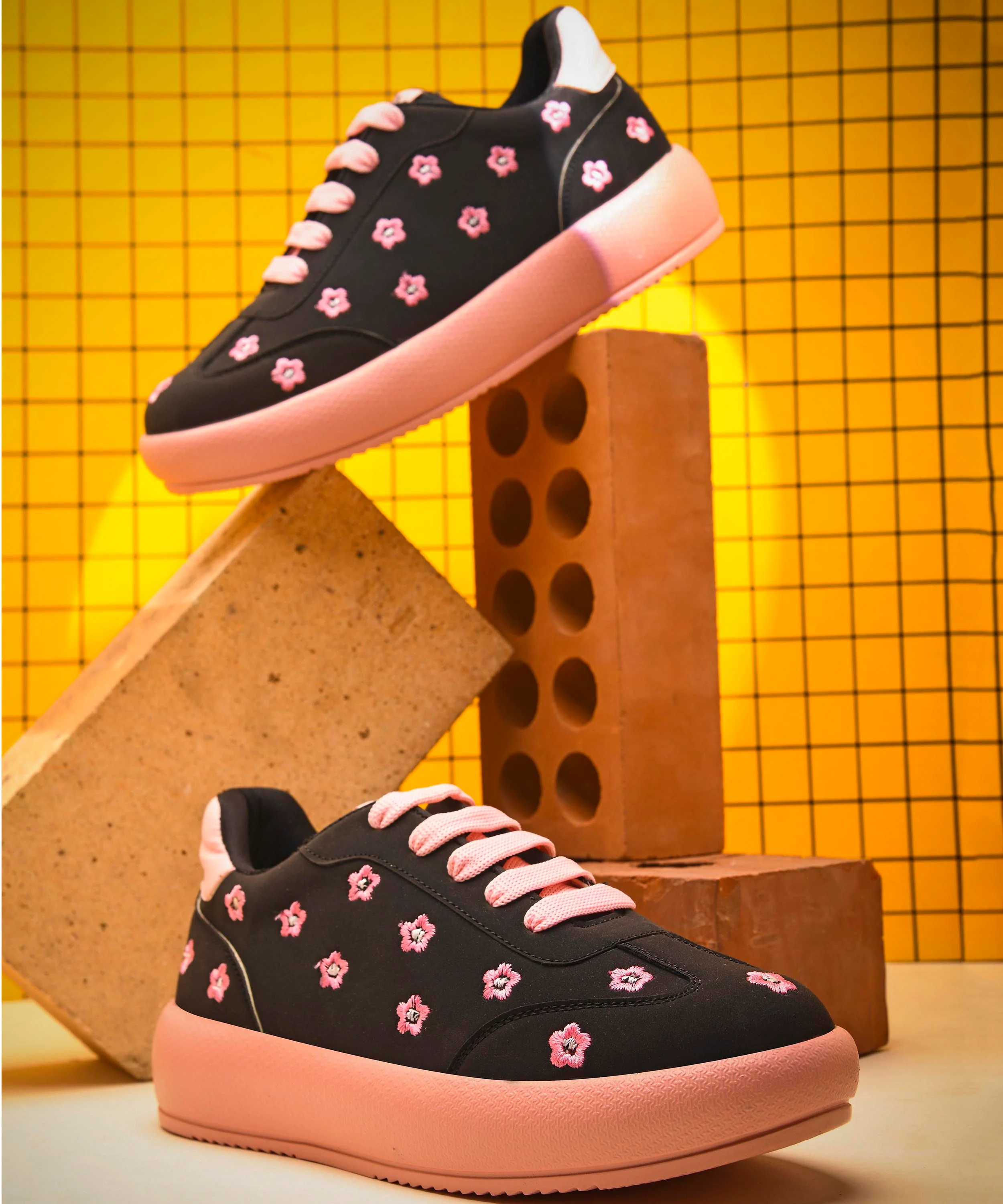 Suede Flower Printed Low-Top Sneakers - Image 7