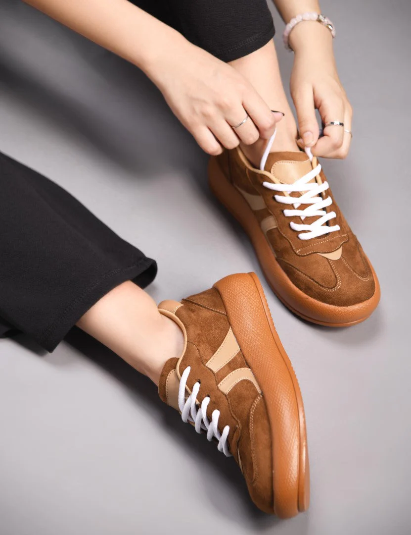 Suede lace up sneakers with cushioned sole - Image 11