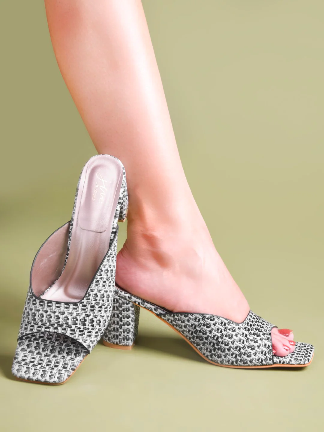 Textured Block Heel Mule Sandals with Open Toe - Image 2