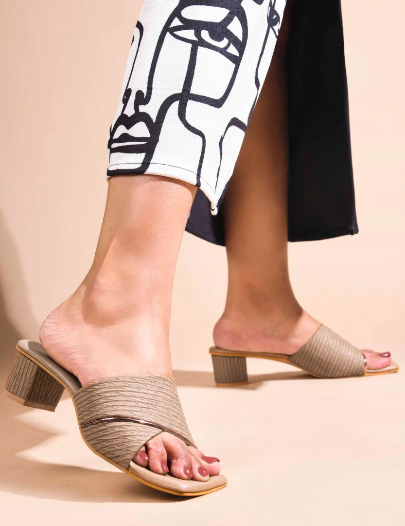 Jm Looks Textured Strap Block Heel Slides - Image 4