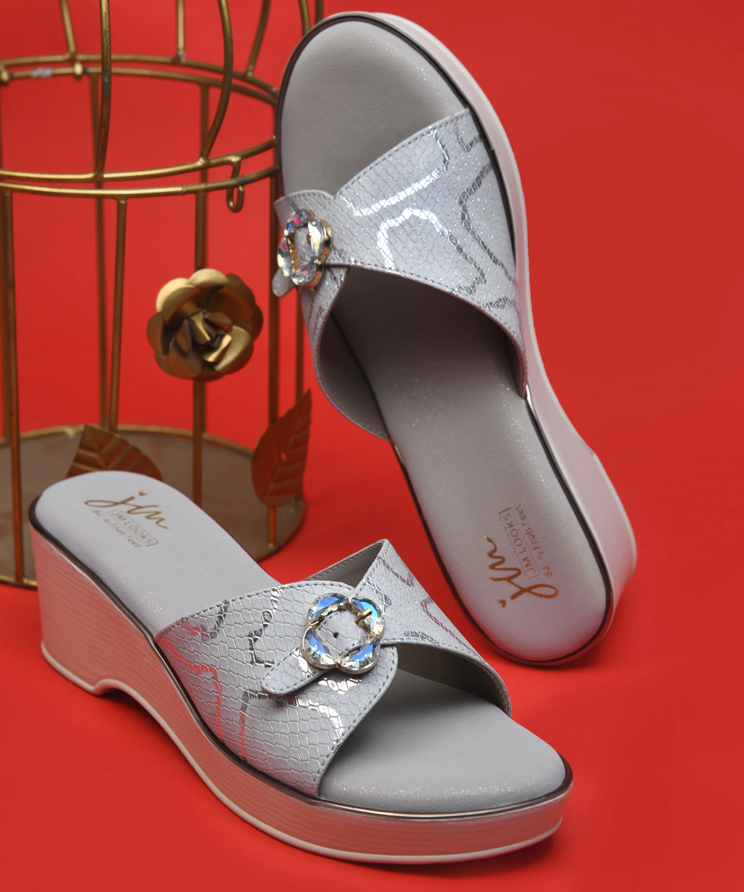 Textured Floral Buckle Wedge Sandals for Women - Image 3