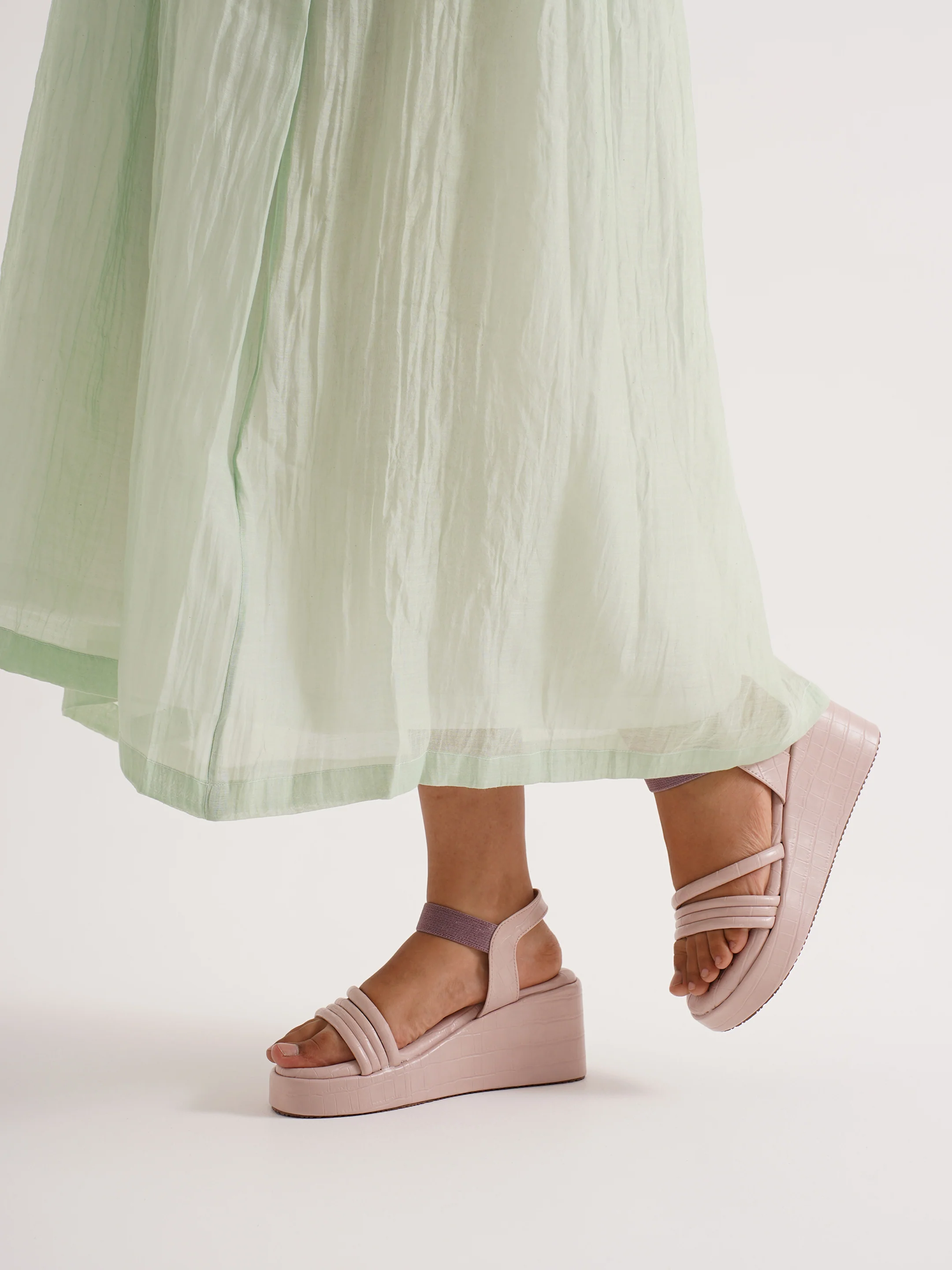 Textured Platform Sandals with Elastic Ankle Strap - Image 9