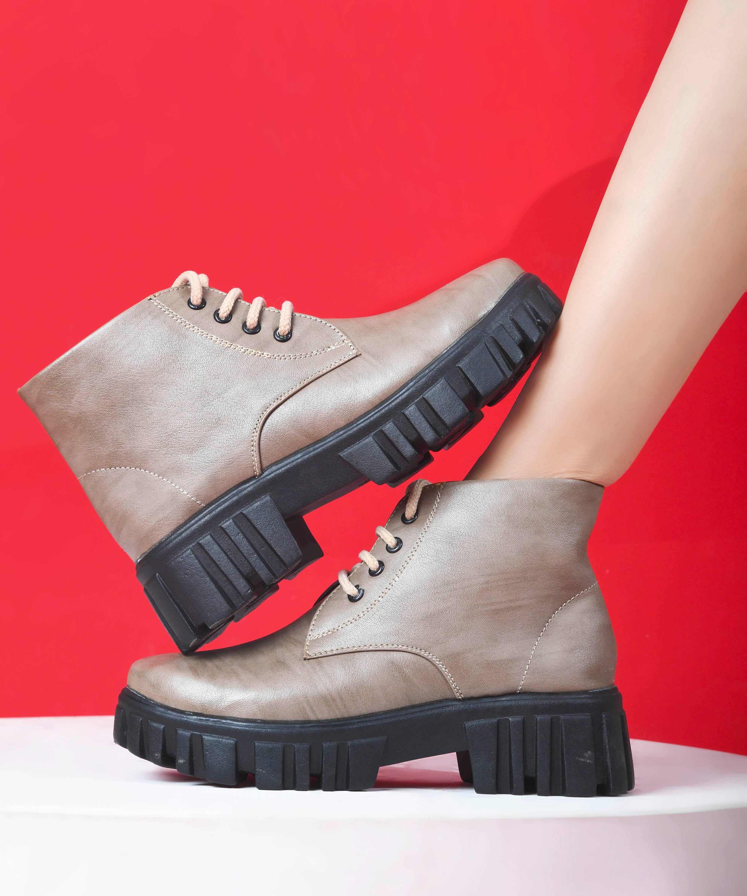 JM LOOKS Urban Trek Lace-Up Ankle Boots - Image 8